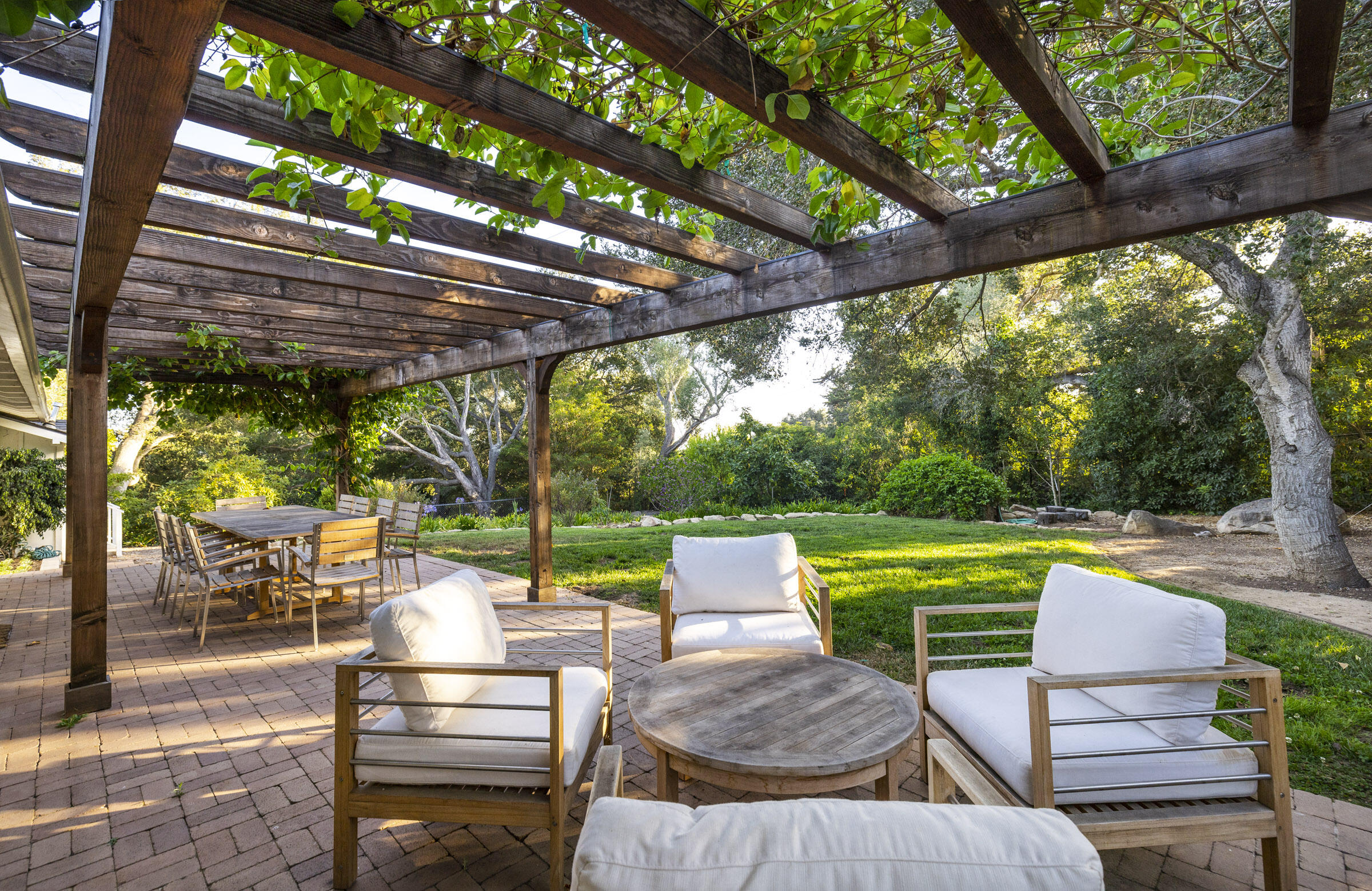 Montecito, California 93108, United States, 2 Bedrooms Bedrooms, ,2 BathroomsBathrooms,Residential,Active,96324