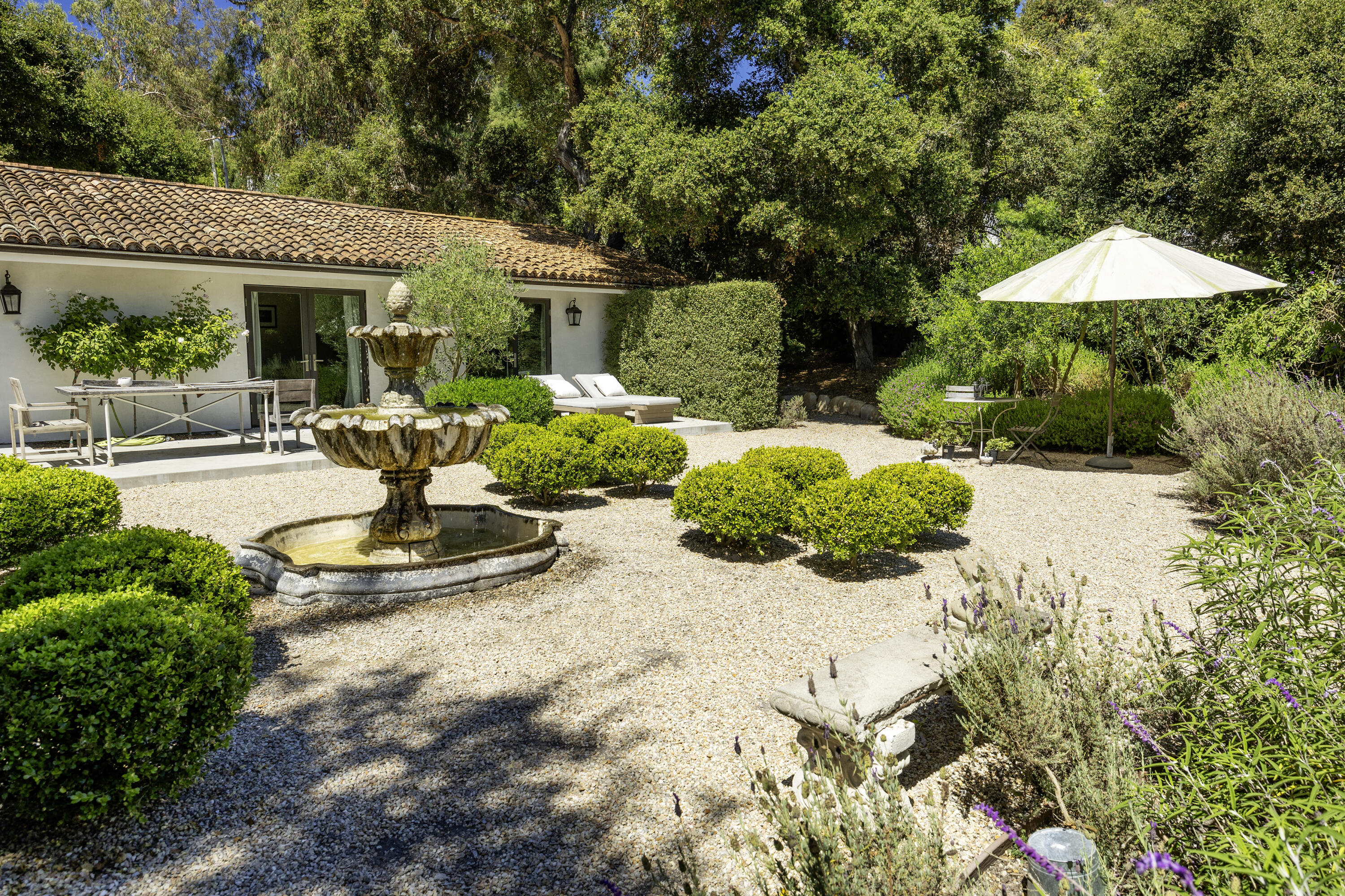 Santa Barbara, California 93108, United States, 3 Bedrooms Bedrooms, ,3 BathroomsBathrooms,Residential,Pending,46649