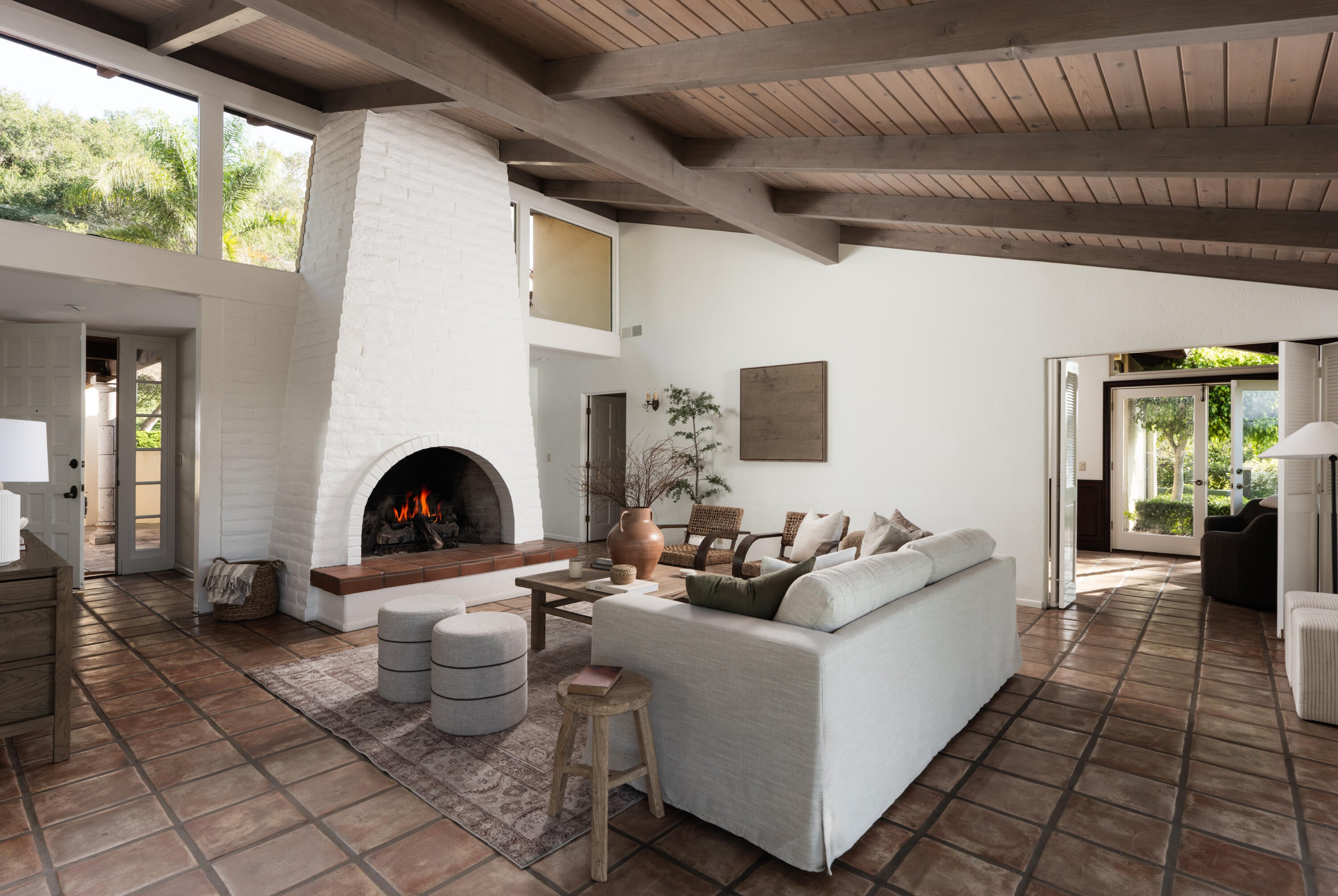4585 Vieja Drive