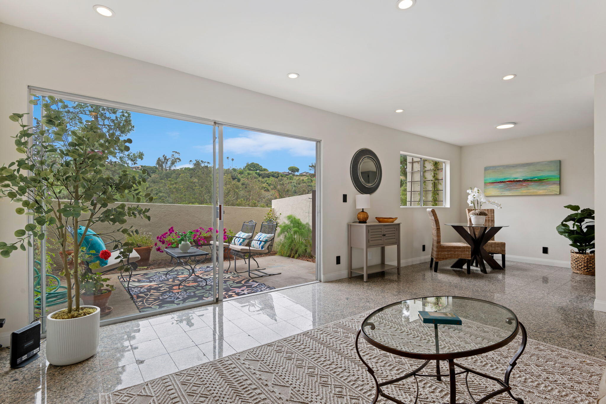 1058 Miramonte Drive Apt 8