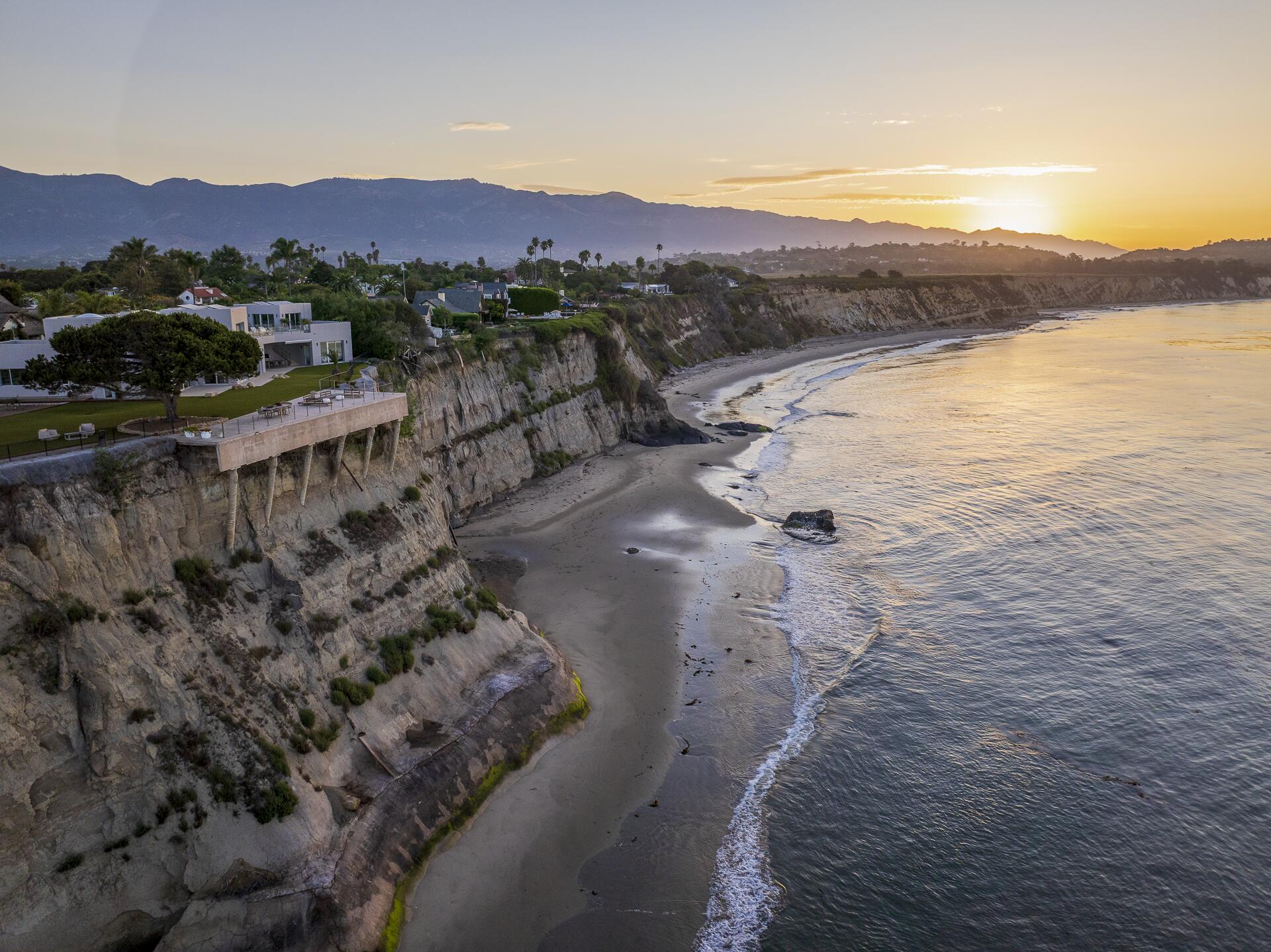 Santa Barbara, California 93111, United States, ,Land,Active,204875