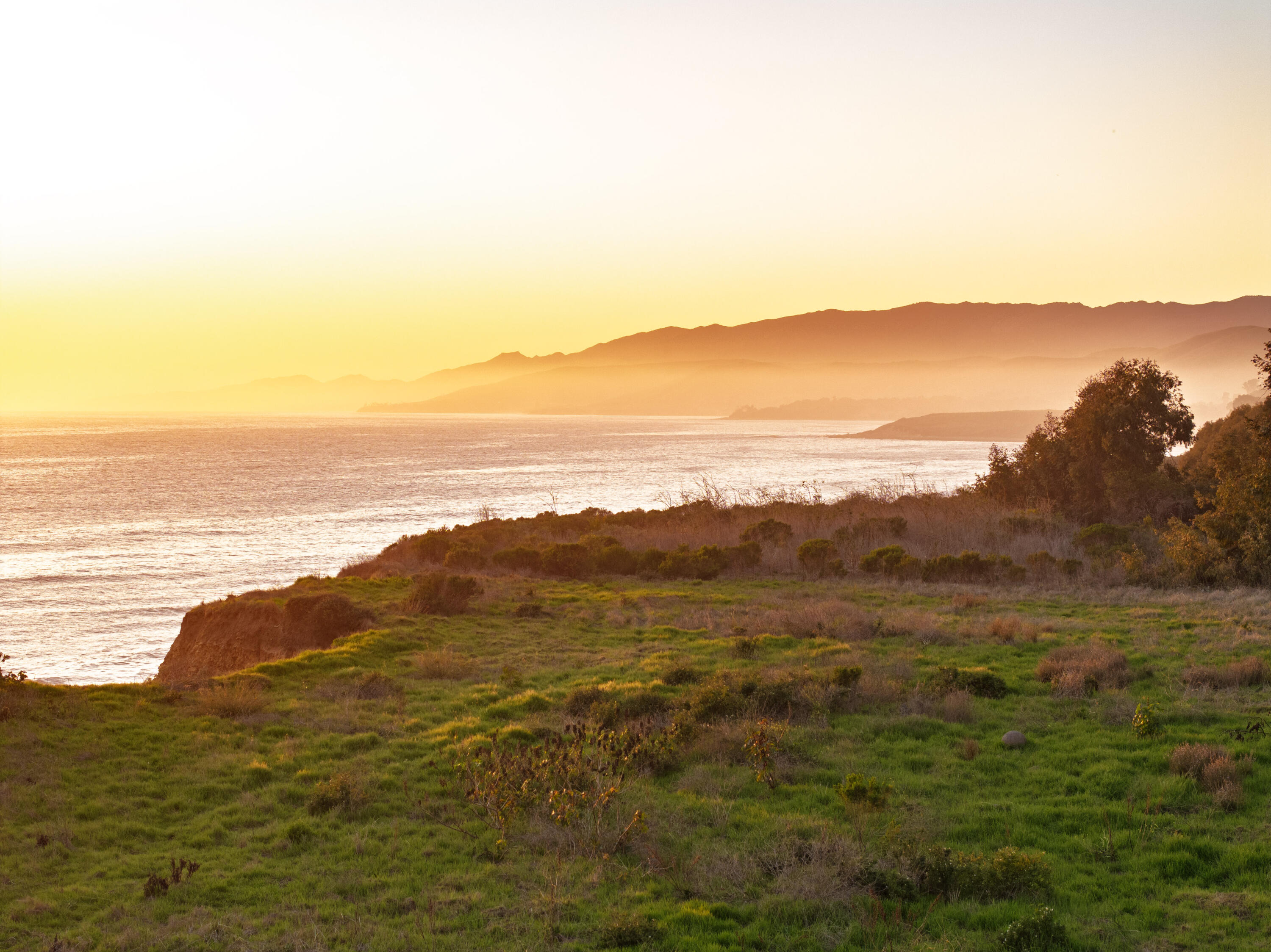 Santa Barbara, California 93117, United States, 5 Bedrooms Bedrooms, ,7 BathroomsBathrooms,Residential,Active,85023