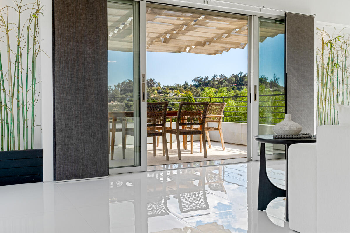 Santa Barbara, California 93103, United States, 3 Bedrooms Bedrooms, ,2 BathroomsBathrooms,Residential,Active,177841