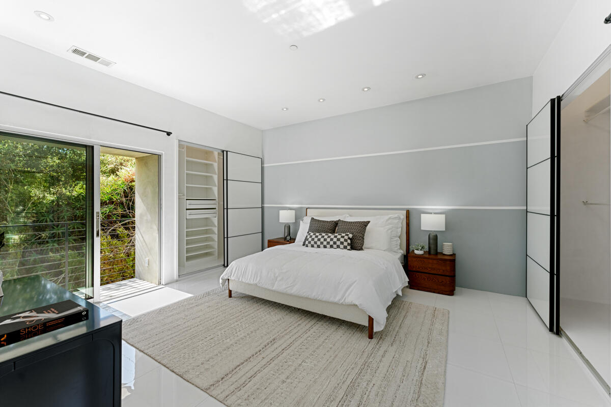 Santa Barbara, California 93103, United States, 3 Bedrooms Bedrooms, ,2 BathroomsBathrooms,Residential,Active,177841