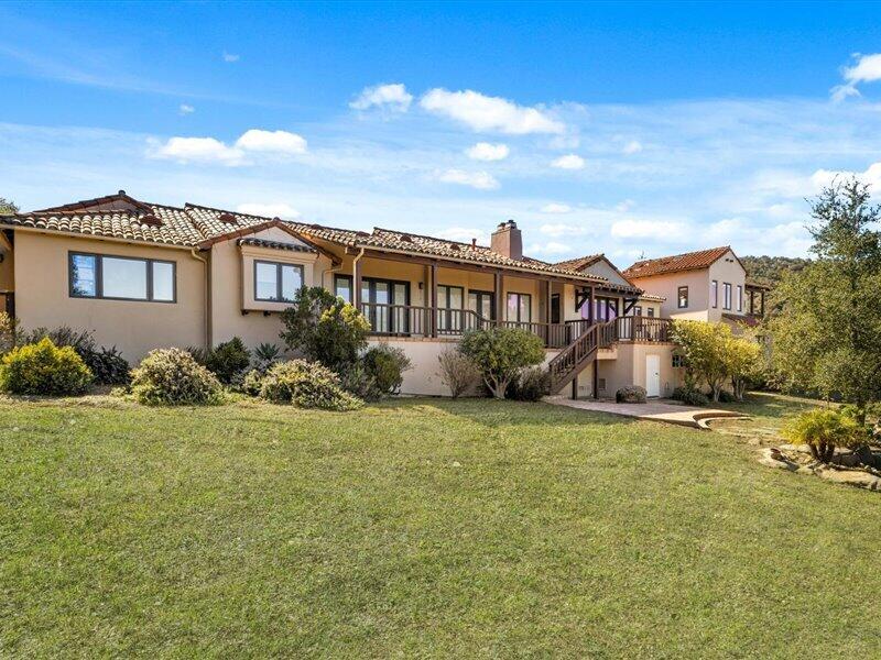 Santa Barbara, California 93105, United States, 5 Bedrooms Bedrooms, ,6 BathroomsBathrooms,Residential,Pending,56550