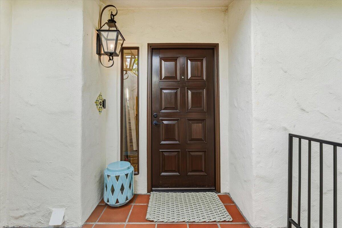 1217 N Salsipuedes Street B