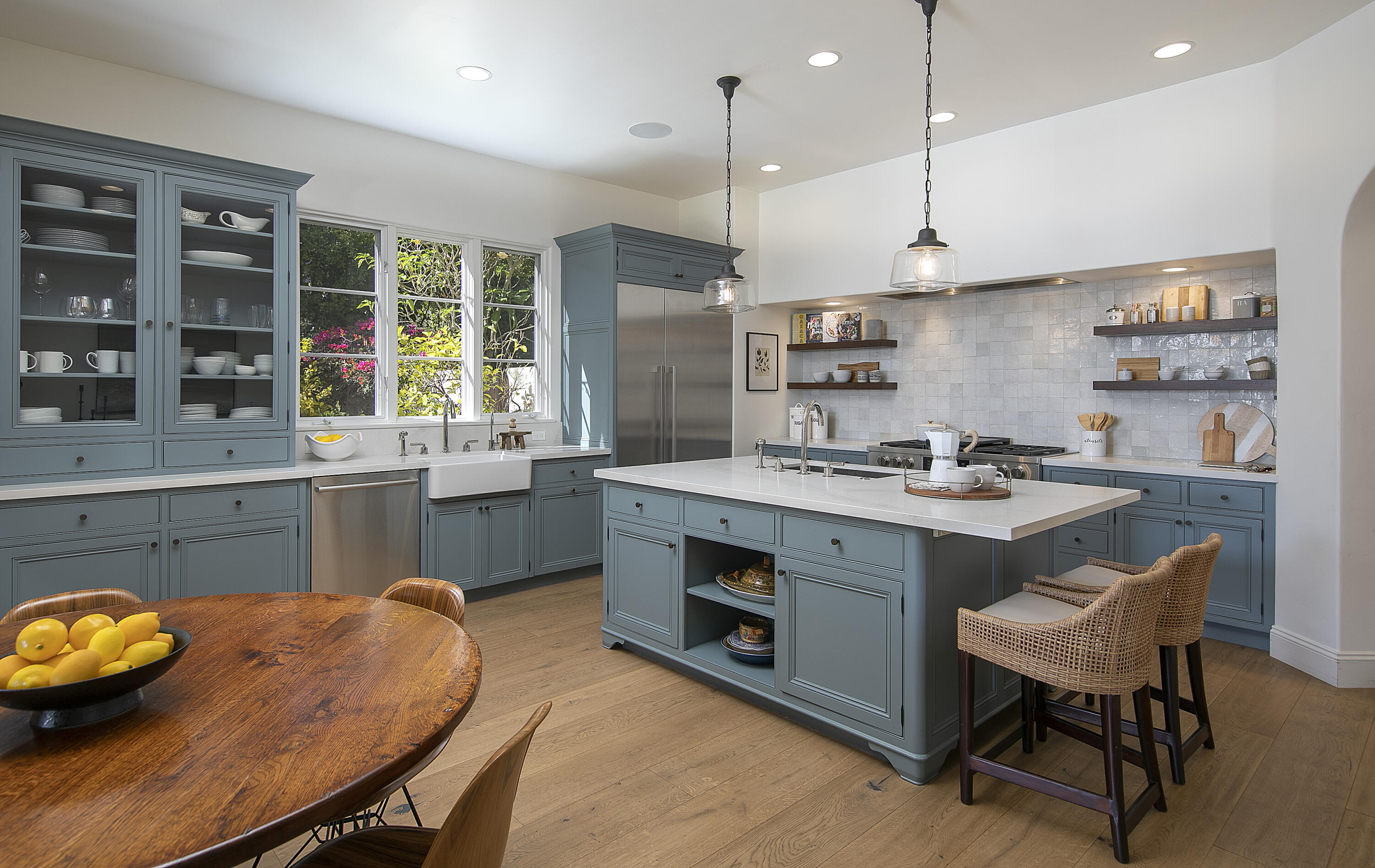 Santa Barbara, California 93110, United States, 4 Bedrooms Bedrooms, ,4 BathroomsBathrooms,Residential,Active,94312