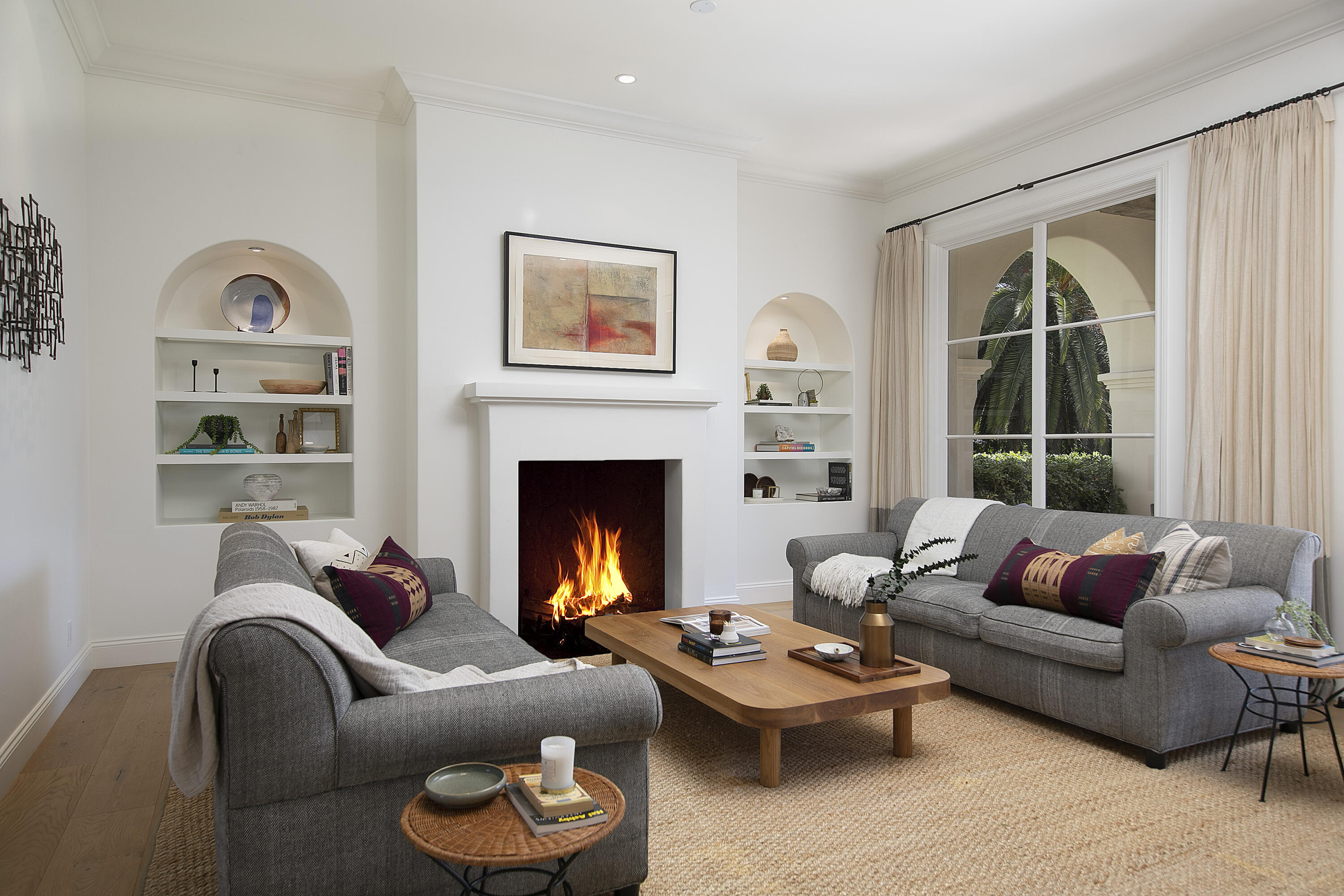 Santa Barbara, California 93110, United States, 4 Bedrooms Bedrooms, ,4 BathroomsBathrooms,Residential,Active,94312