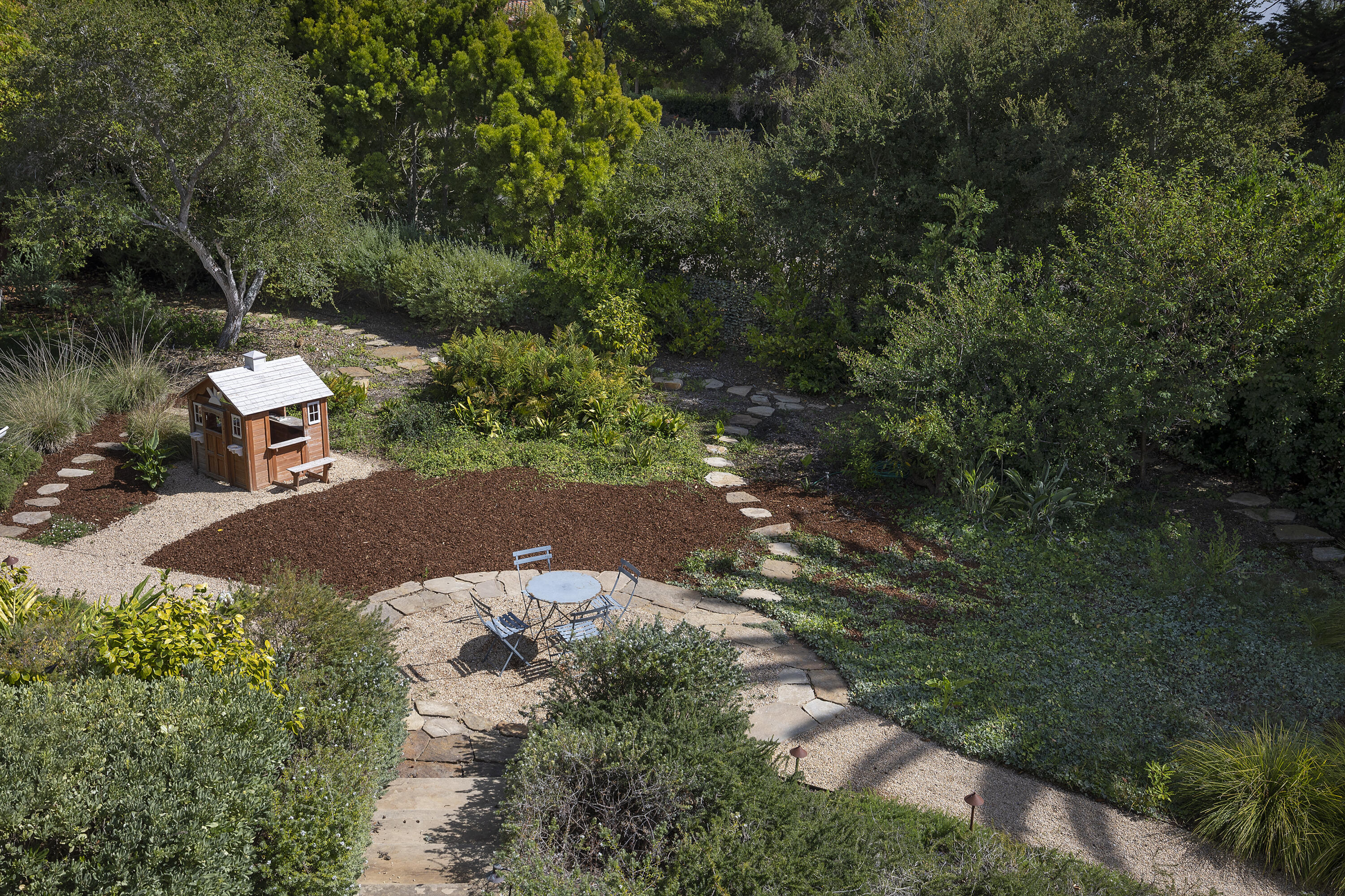 Santa Barbara, California 93110, United States, 4 Bedrooms Bedrooms, ,4 BathroomsBathrooms,Residential,Active,94312