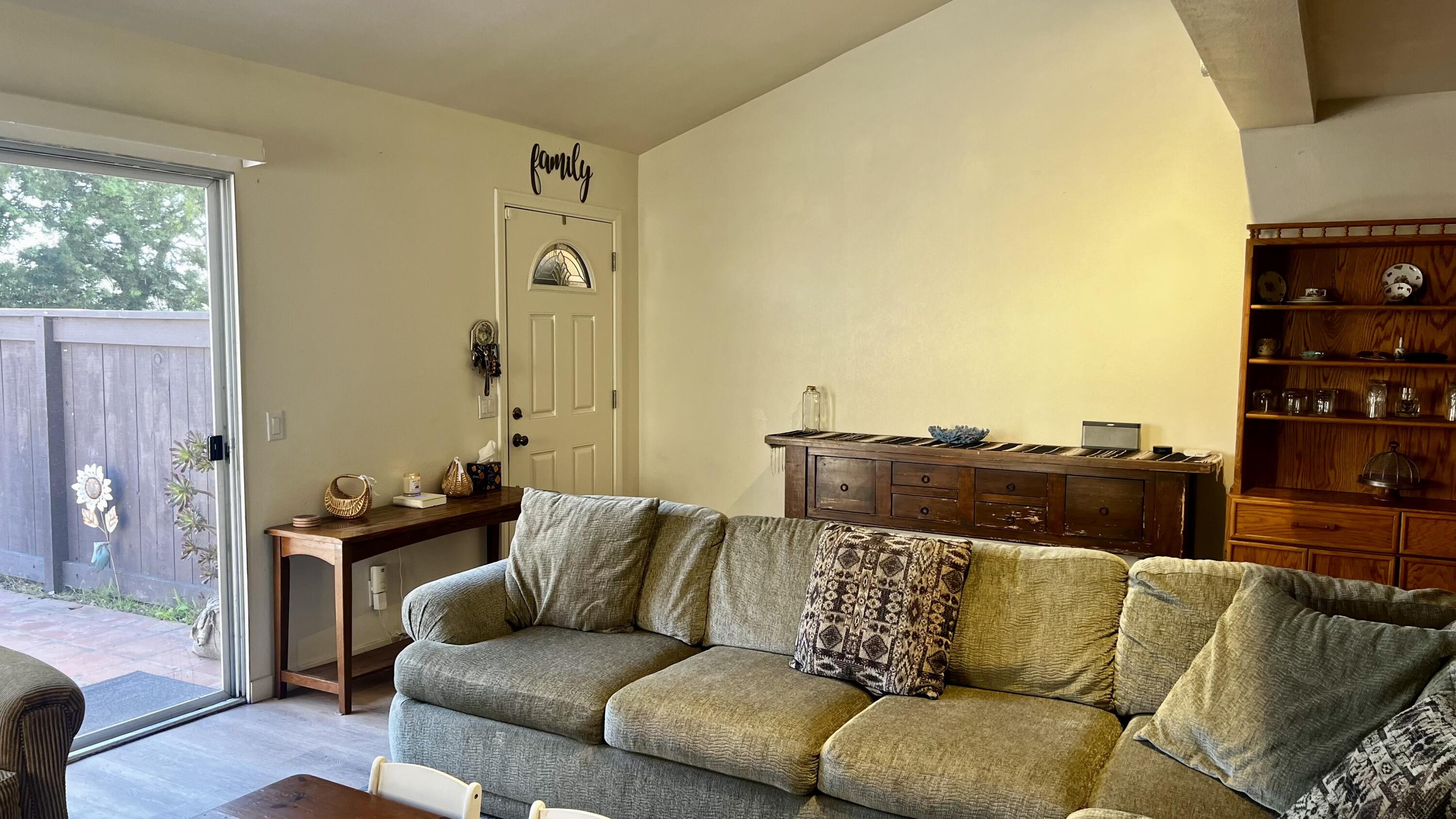 4264 Carpinteria Ave. Avenue 5