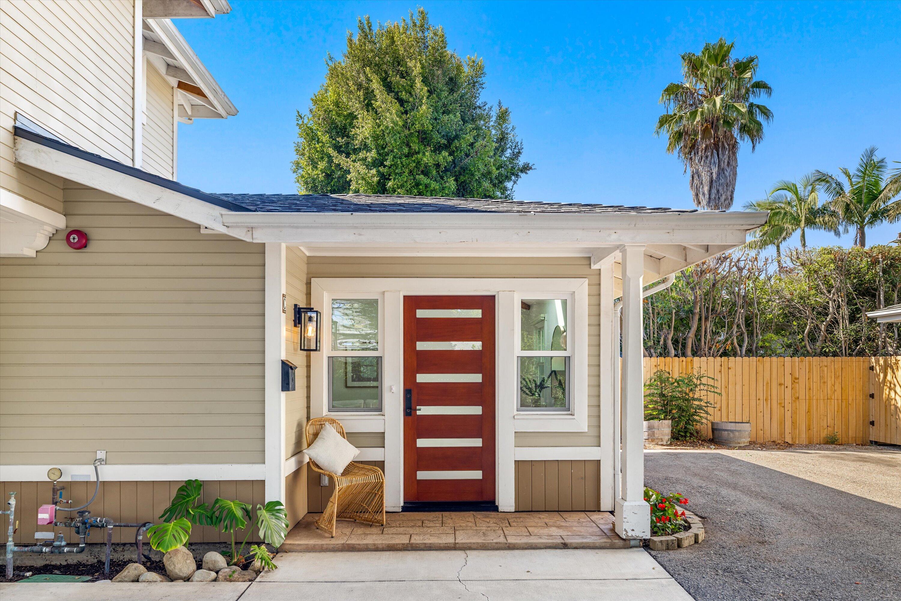 Santa Barbara, California 93101, United States, 3 Bedrooms Bedrooms, ,3 BathroomsBathrooms,Residential,Pending,201911