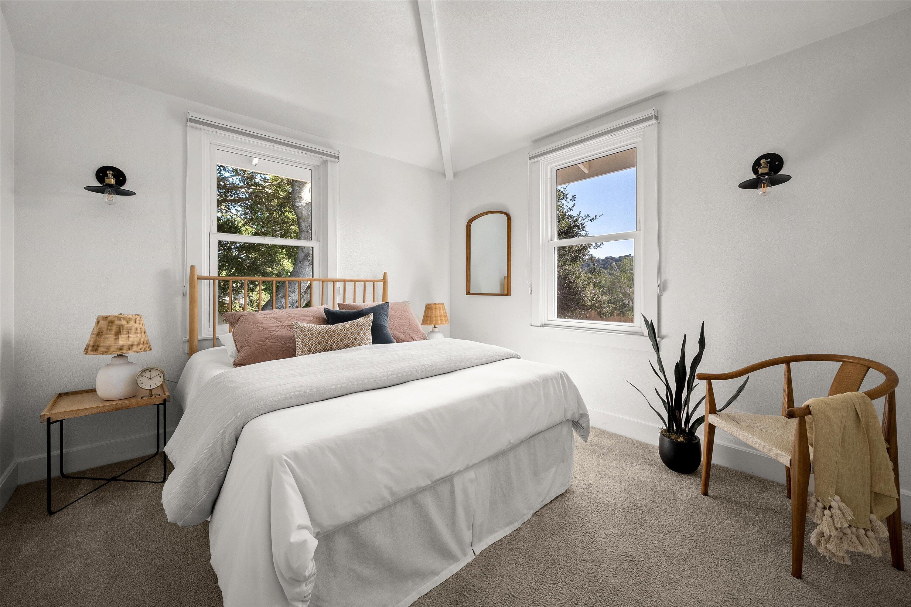 Santa Barbara, California 93101, United States, 3 Bedrooms Bedrooms, ,3 BathroomsBathrooms,Residential,Pending,201911