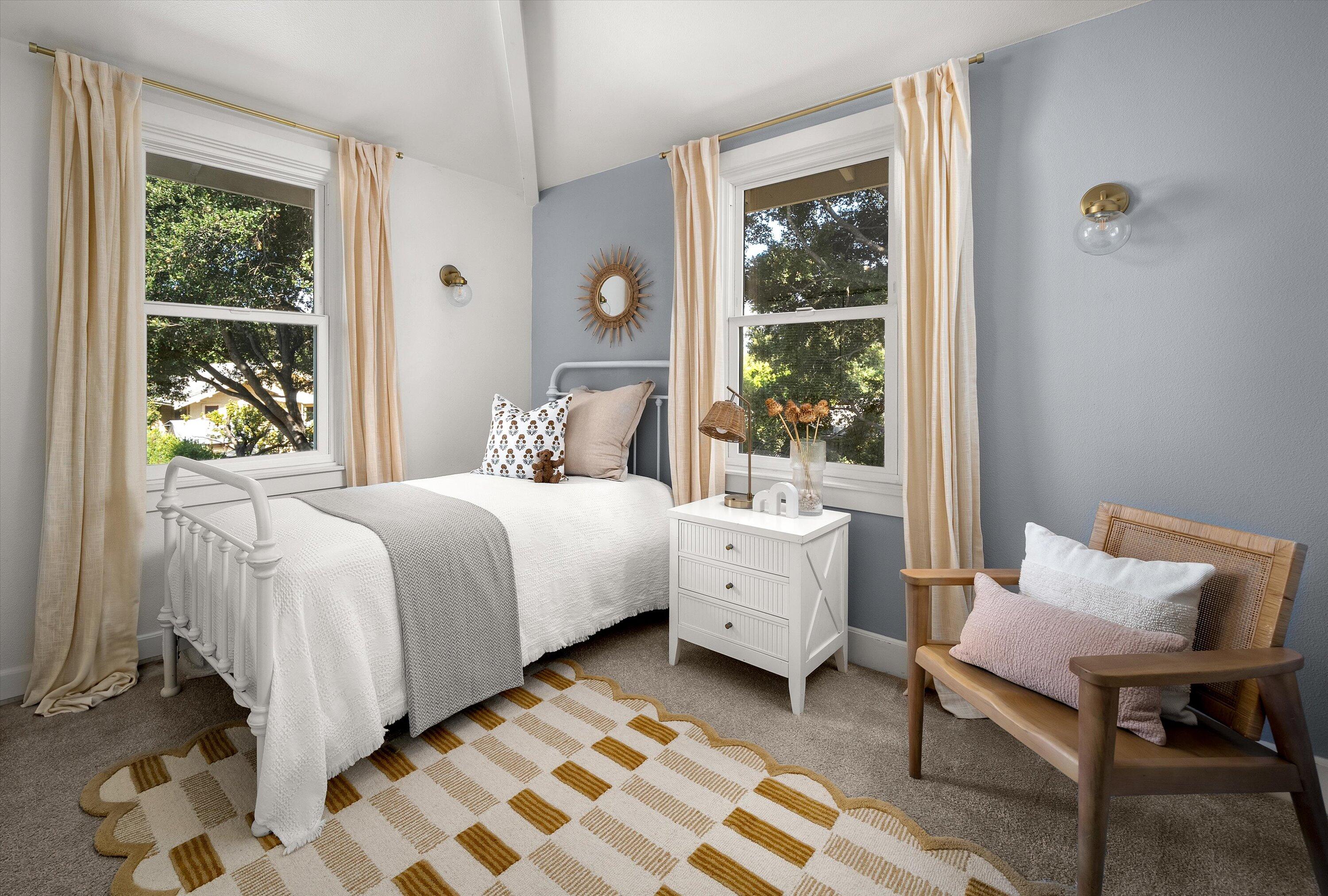 Santa Barbara, California 93101, United States, 3 Bedrooms Bedrooms, ,3 BathroomsBathrooms,Residential,Pending,201911