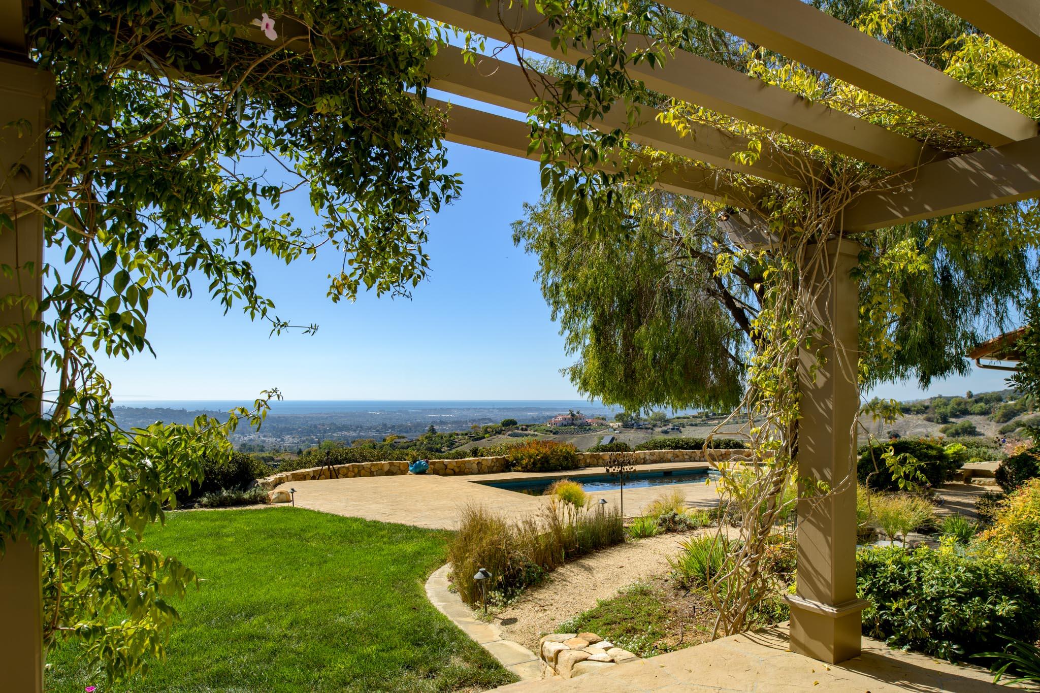 Santa Barbara, California 93105, United States, 5 Bedrooms Bedrooms, ,4 BathroomsBathrooms,Residential,Active,81319