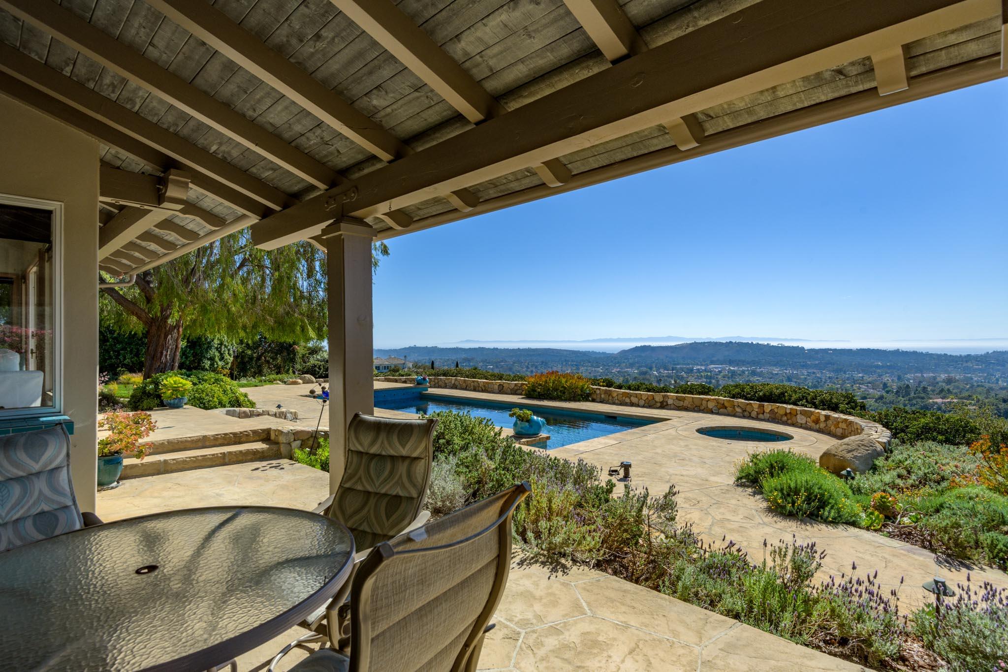 Santa Barbara, California 93105, United States, 5 Bedrooms Bedrooms, ,4 BathroomsBathrooms,Residential,Active,81319