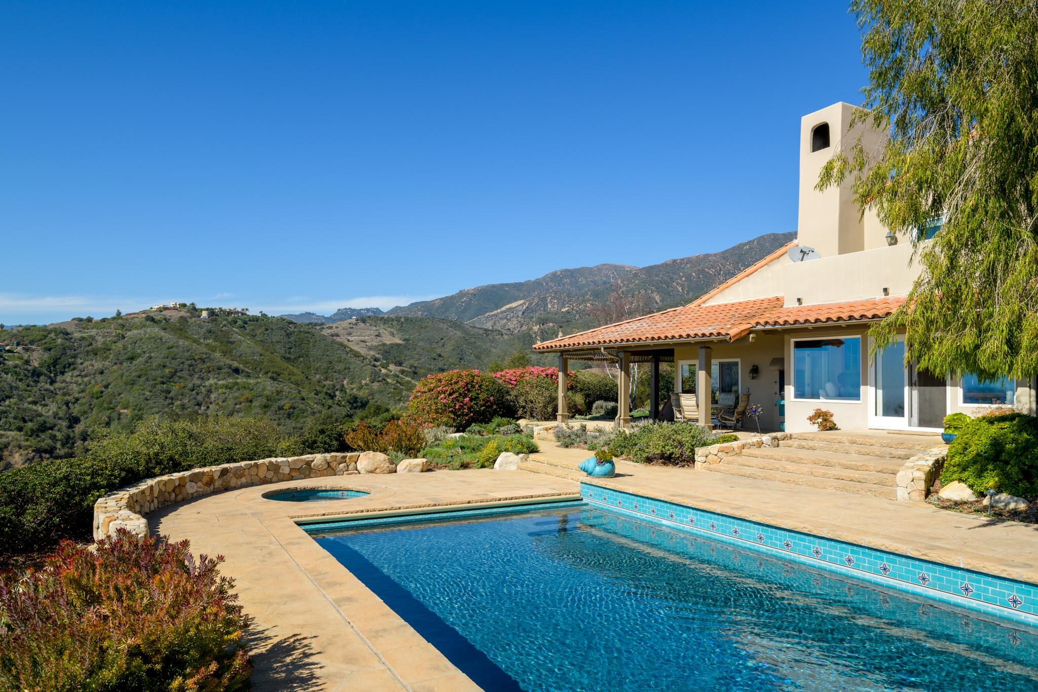 Santa Barbara, California 93105, United States, 5 Bedrooms Bedrooms, ,4 BathroomsBathrooms,Residential,Active,81319