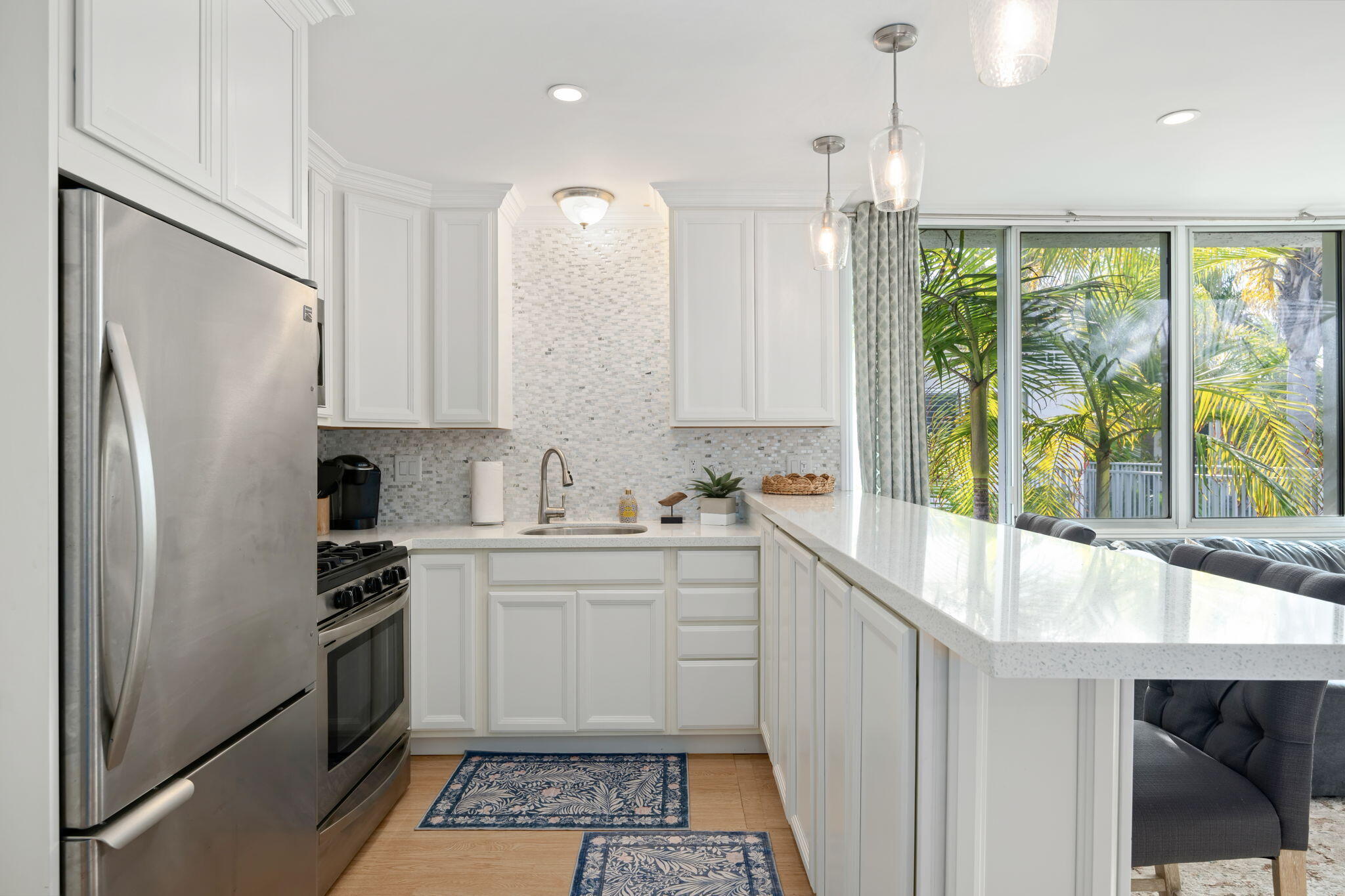 Santa Barbara, California 93013, United States, 1 Bedroom Bedrooms, ,1 BathroomBathrooms,Residential,Active,246032