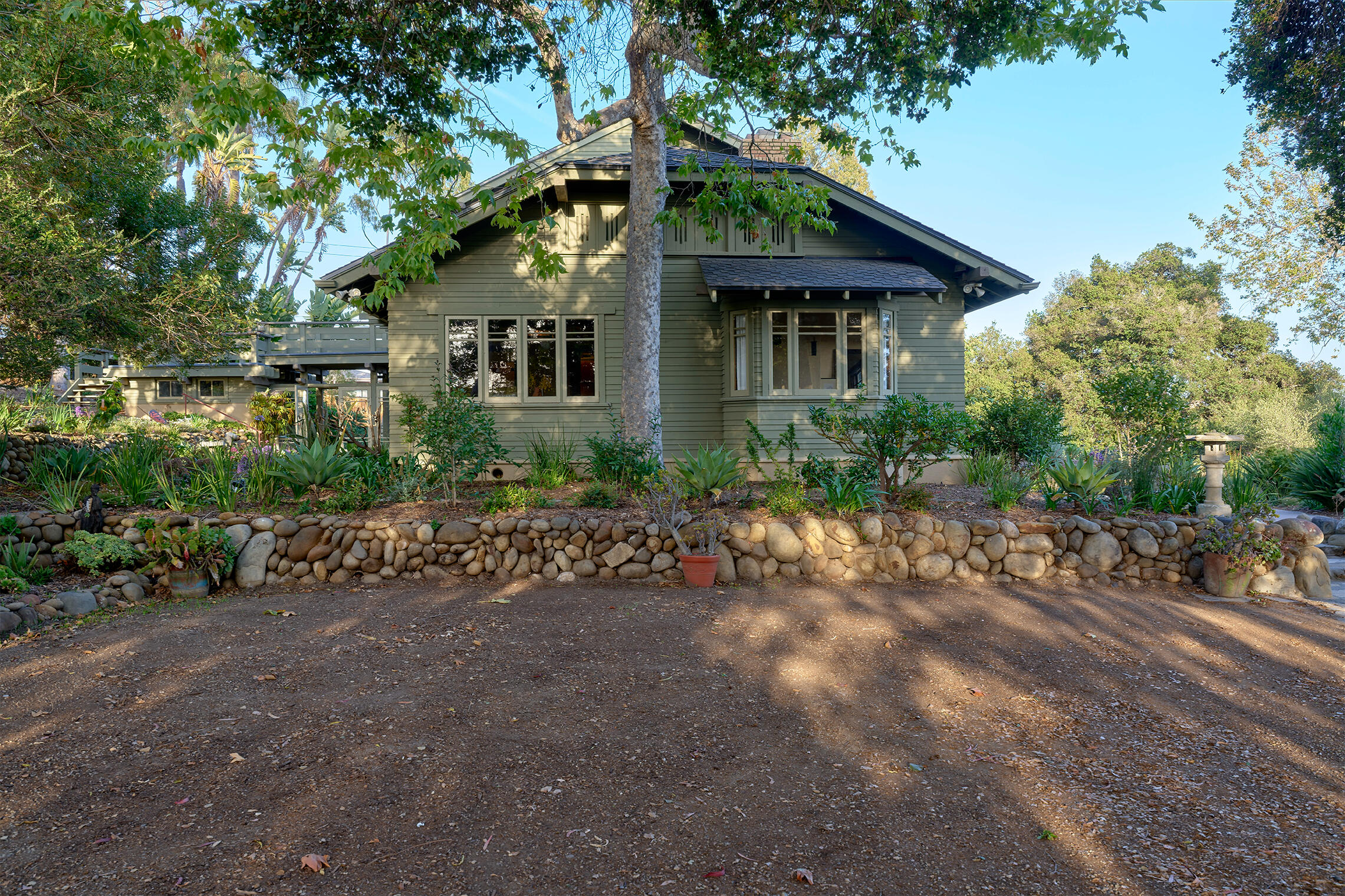 Ventura, California 93003, United States, 5 Bedrooms Bedrooms, ,5 BathroomsBathrooms,Residential,Active,107012