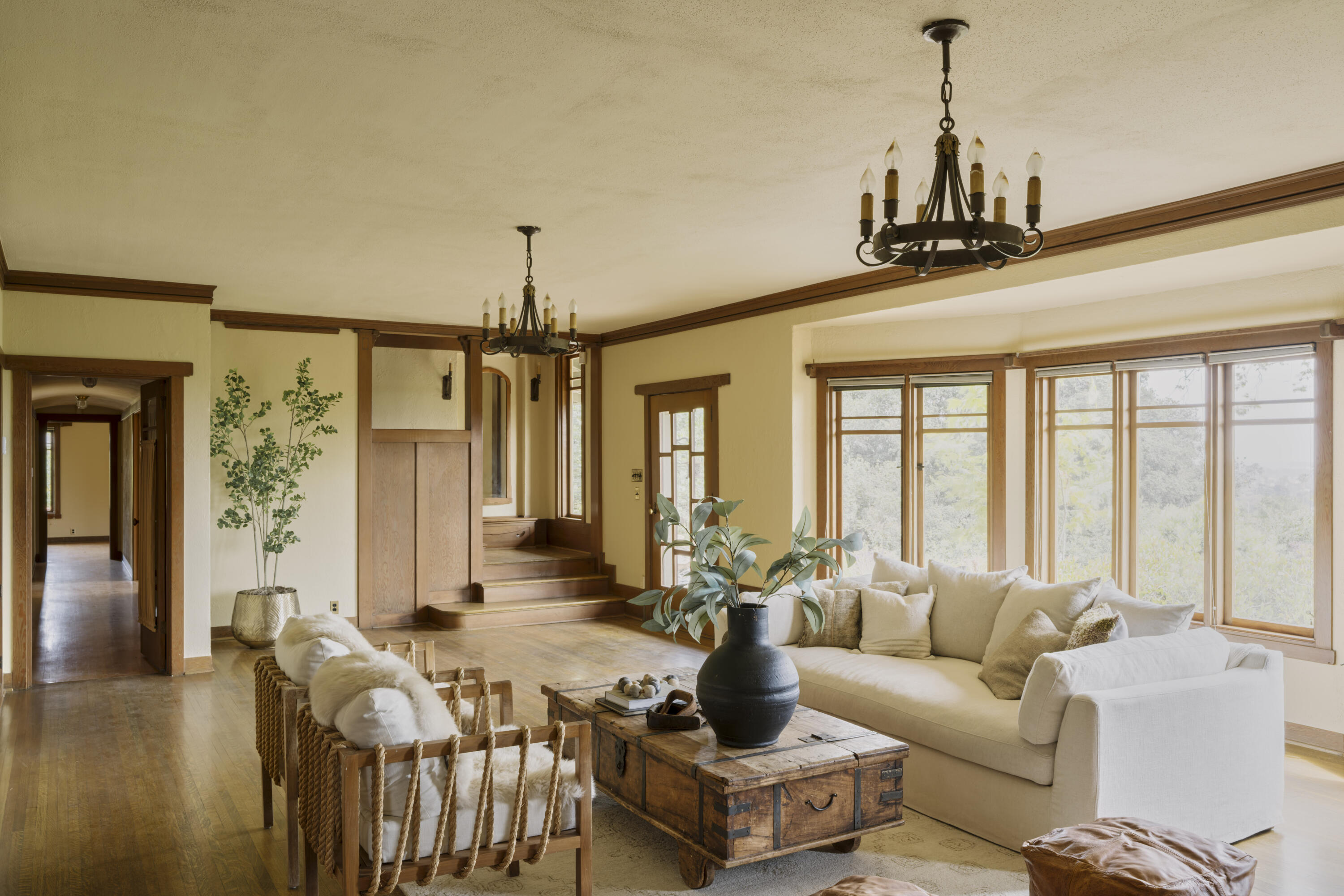 Ventura, California 93003, United States, 5 Bedrooms Bedrooms, ,5 BathroomsBathrooms,Residential,Active,107012