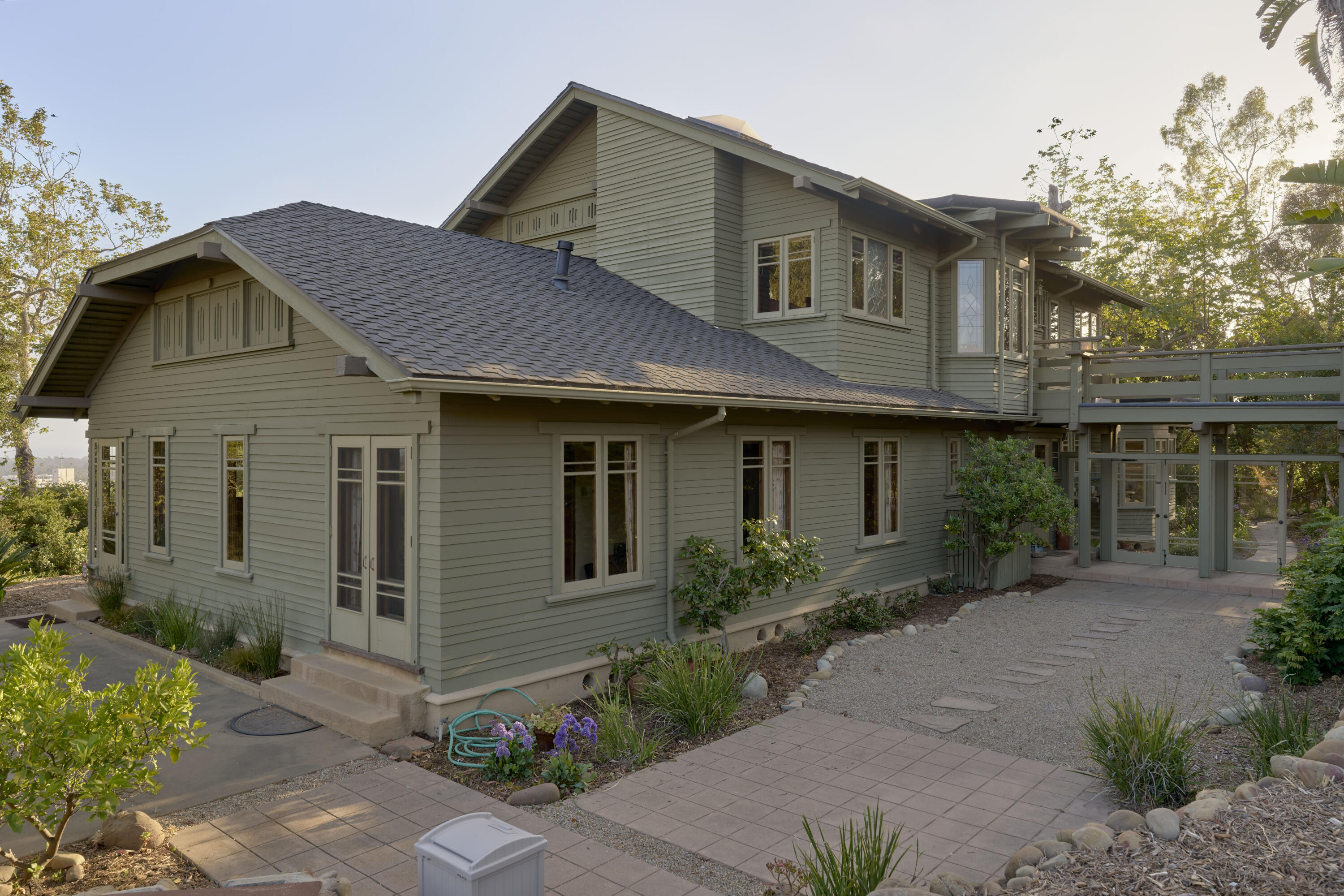 Ventura, California 93003, United States, 5 Bedrooms Bedrooms, ,5 BathroomsBathrooms,Residential,Active,107012