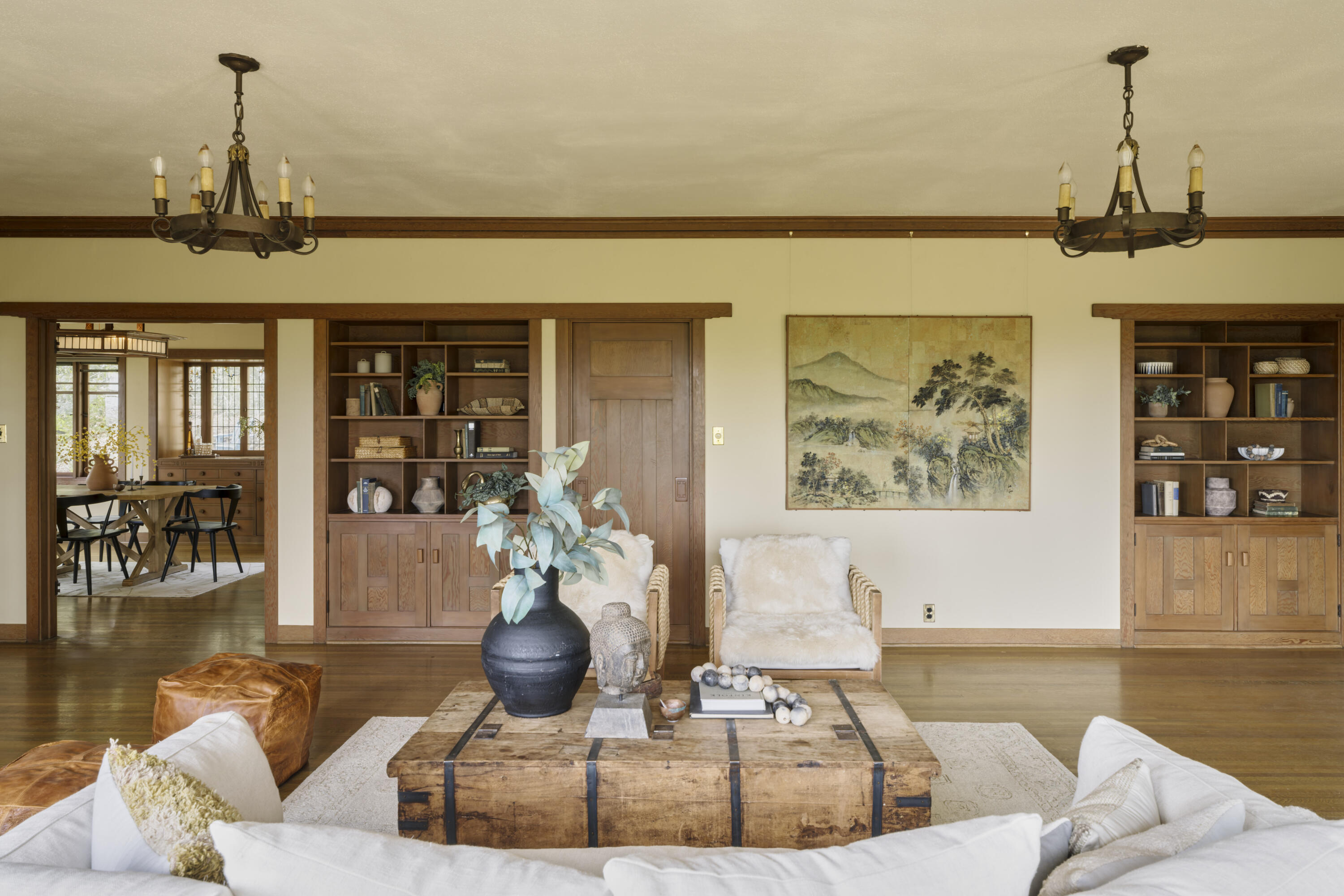 Ventura, California 93003, United States, 5 Bedrooms Bedrooms, ,5 BathroomsBathrooms,Residential,Active,107012