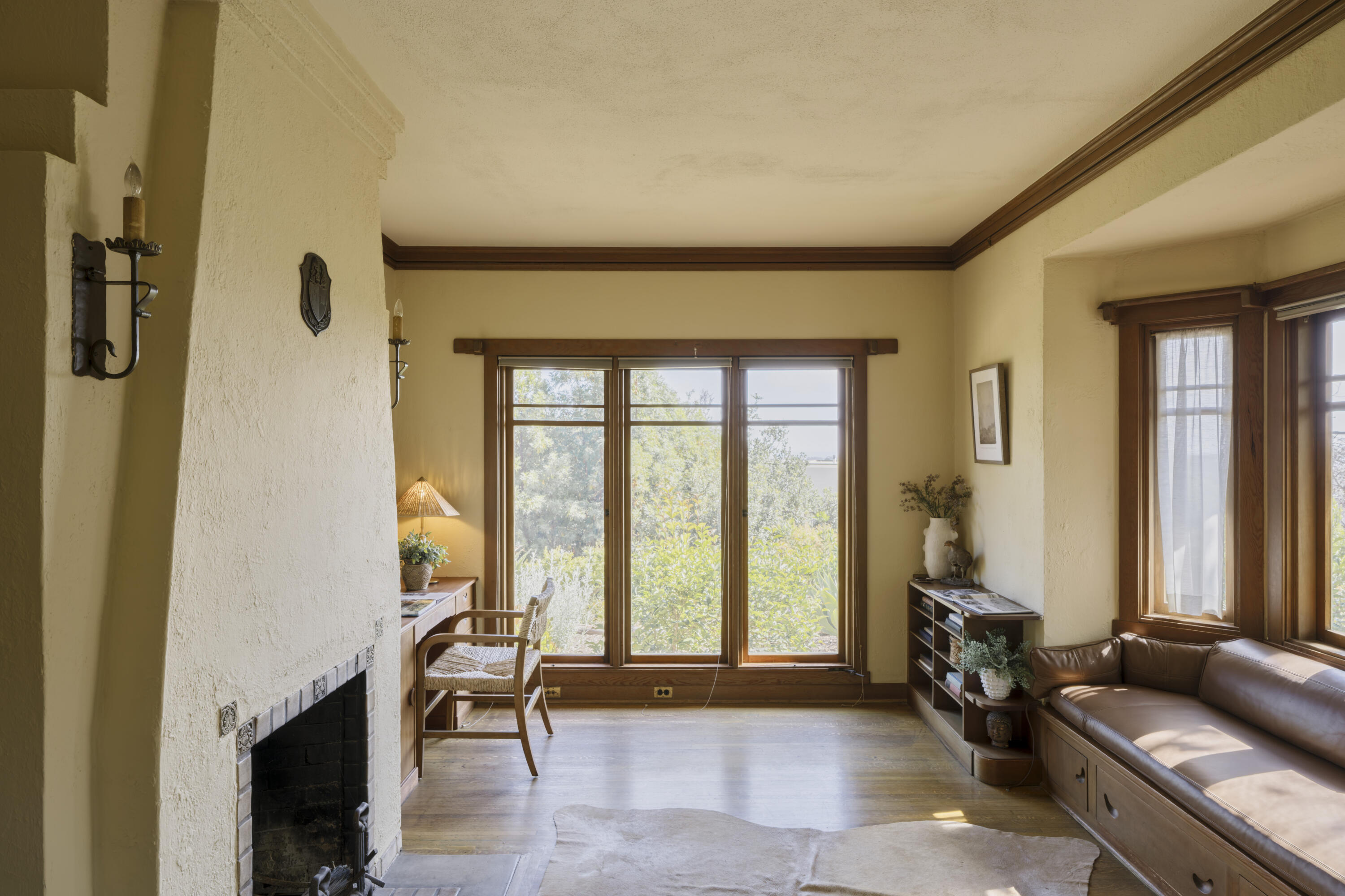 Ventura, California 93003, United States, 5 Bedrooms Bedrooms, ,5 BathroomsBathrooms,Residential,Active,107012