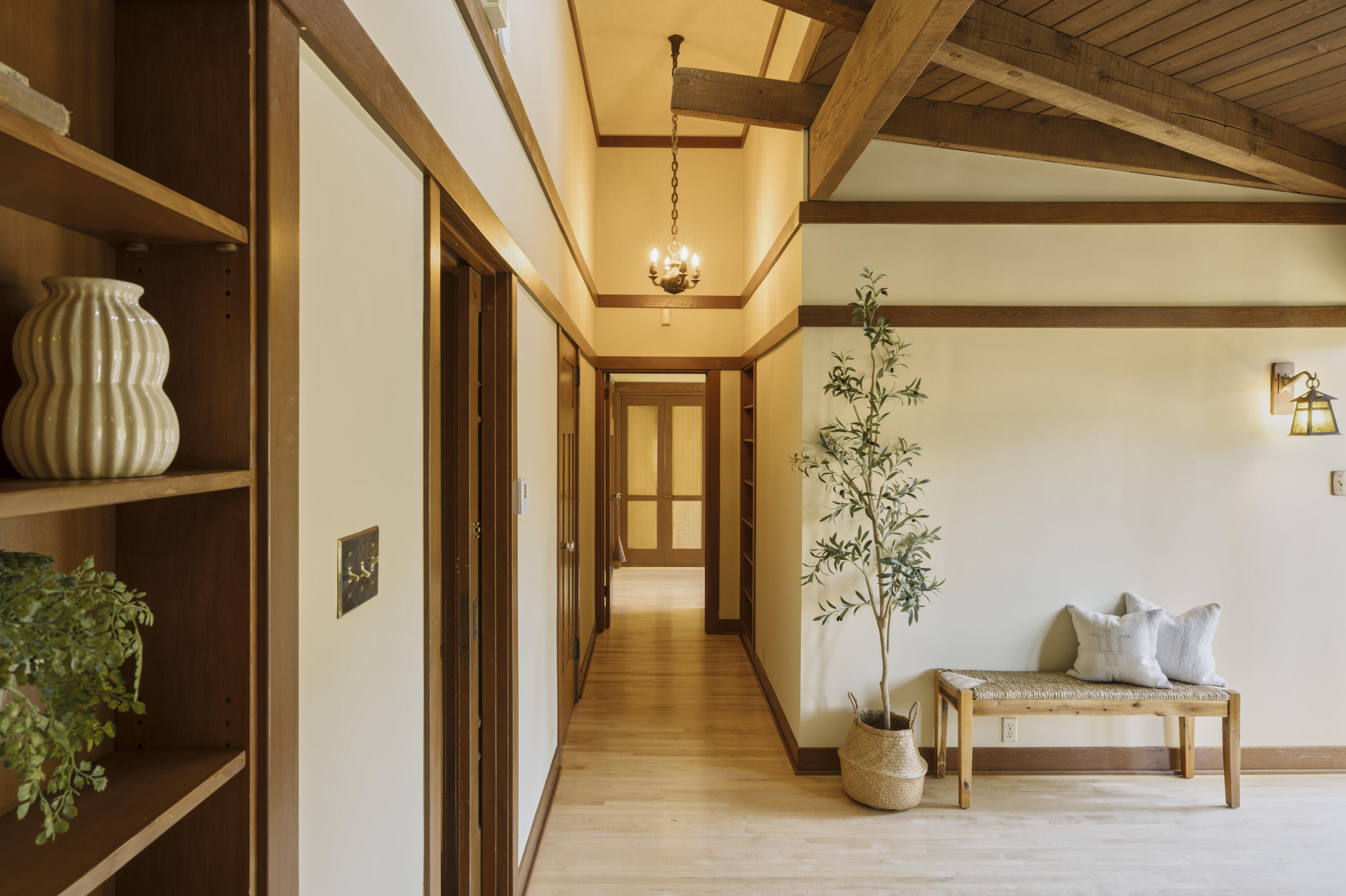 Ventura, California 93003, United States, 5 Bedrooms Bedrooms, ,5 BathroomsBathrooms,Residential,Active,107012