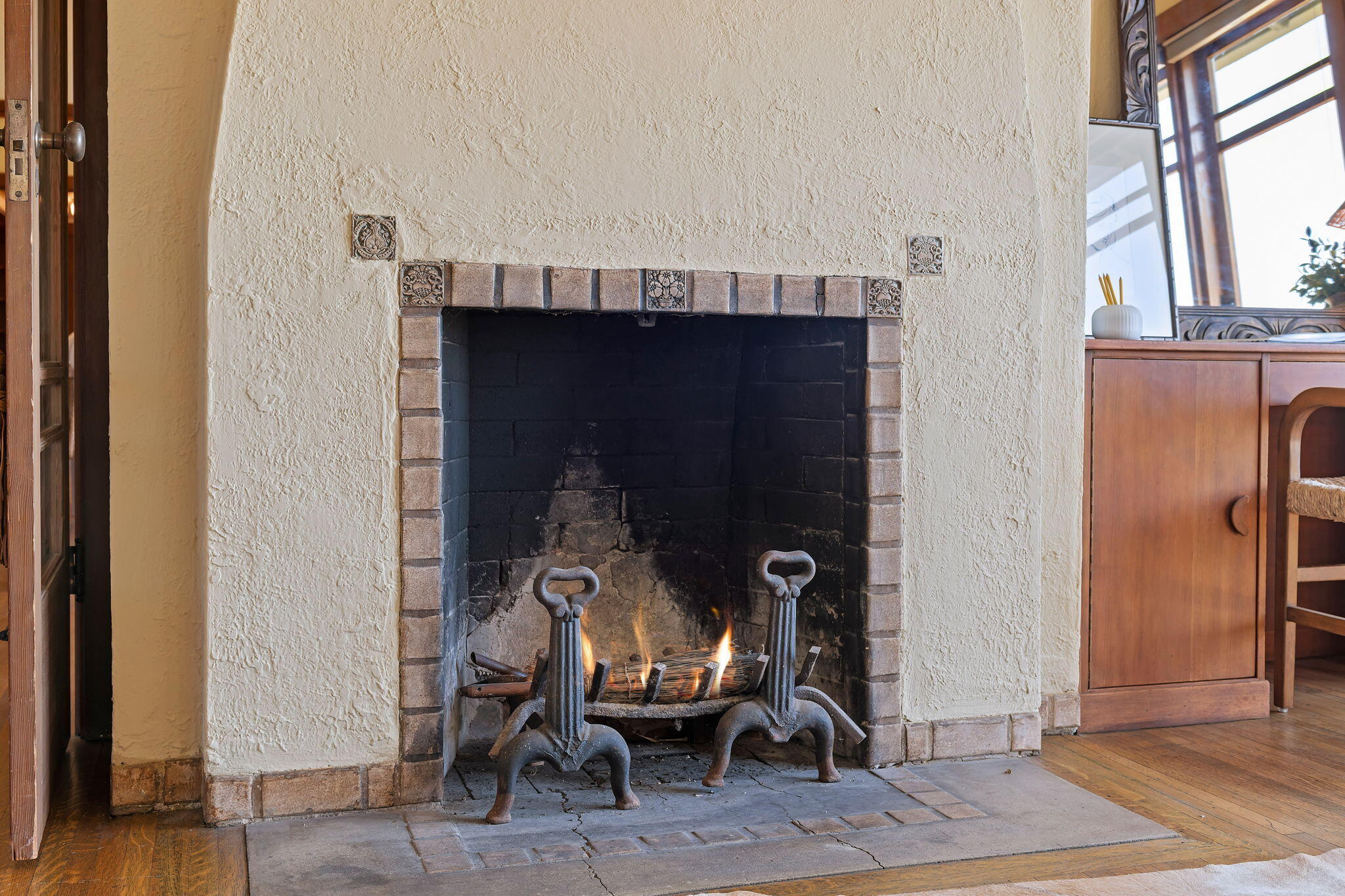 Ventura, California 93003, United States, 5 Bedrooms Bedrooms, ,5 BathroomsBathrooms,Residential,Active,107012