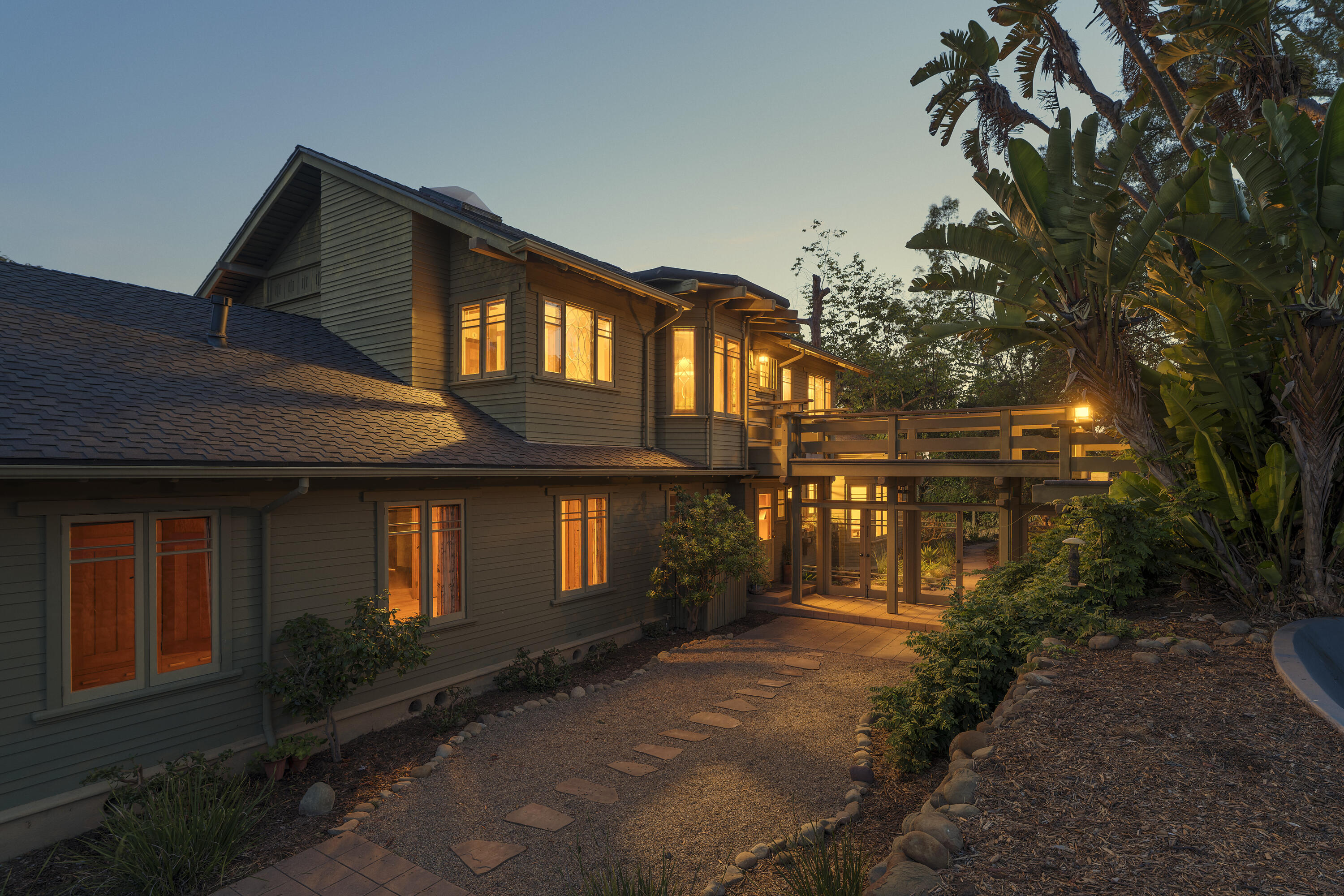 Ventura, California 93003, United States, 5 Bedrooms Bedrooms, ,5 BathroomsBathrooms,Residential,Active,107012