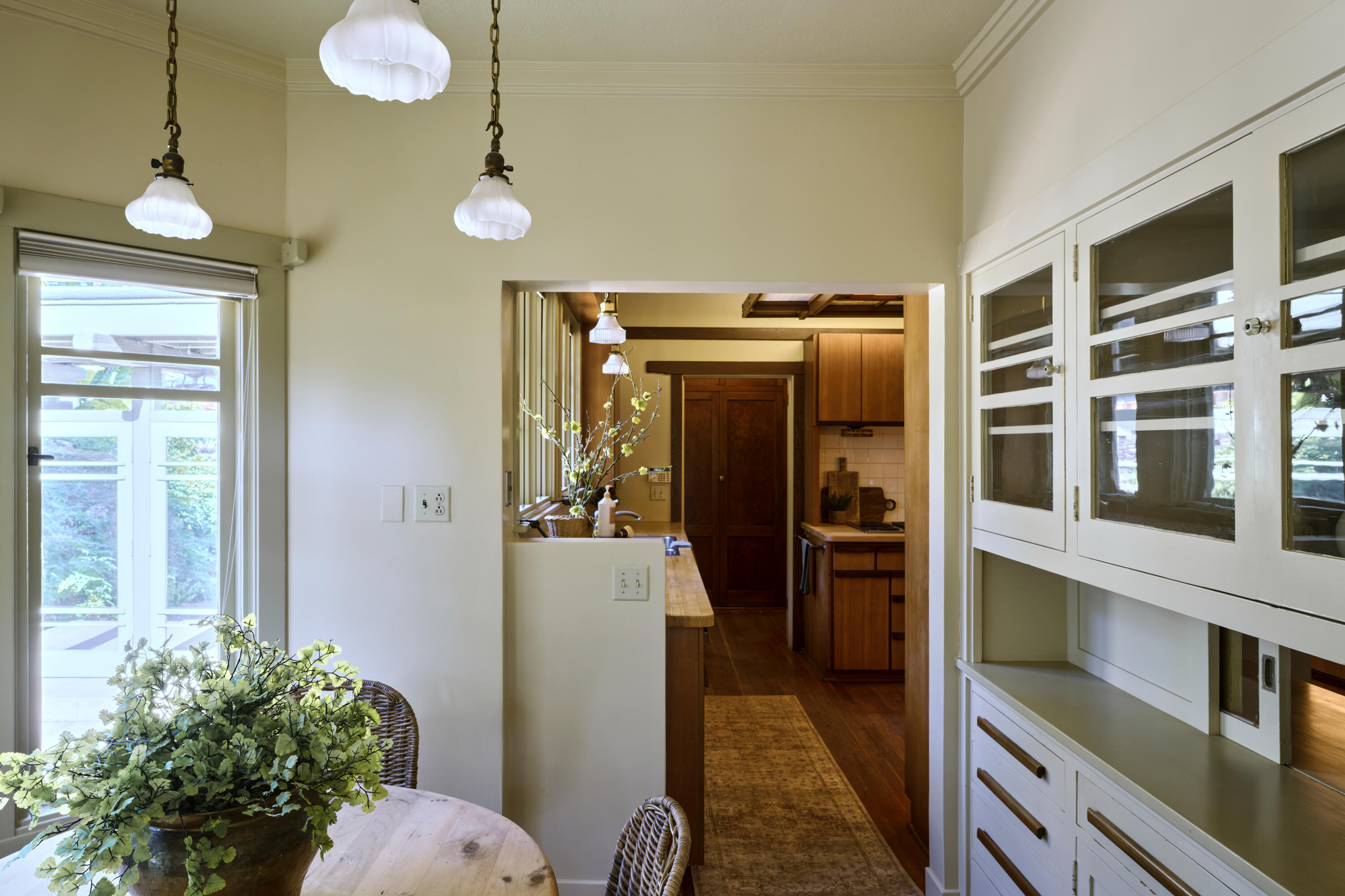 Ventura, California 93003, United States, 5 Bedrooms Bedrooms, ,5 BathroomsBathrooms,Residential,Active,107012