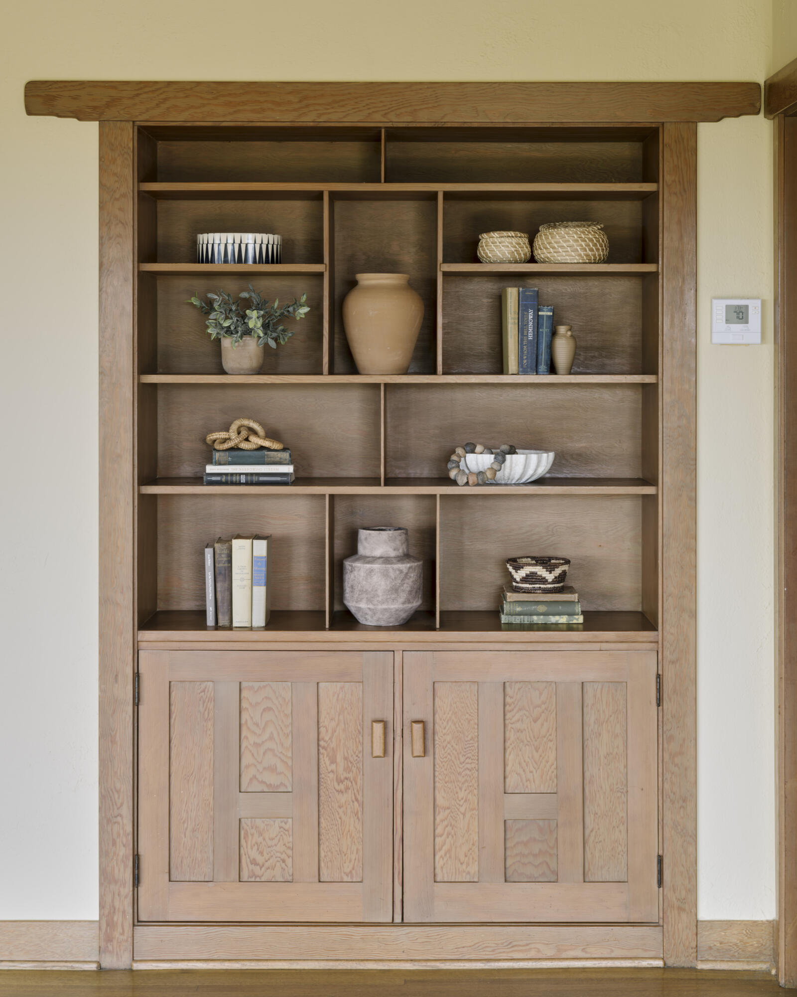 Ventura, California 93003, United States, 5 Bedrooms Bedrooms, ,5 BathroomsBathrooms,Residential,Active,107012