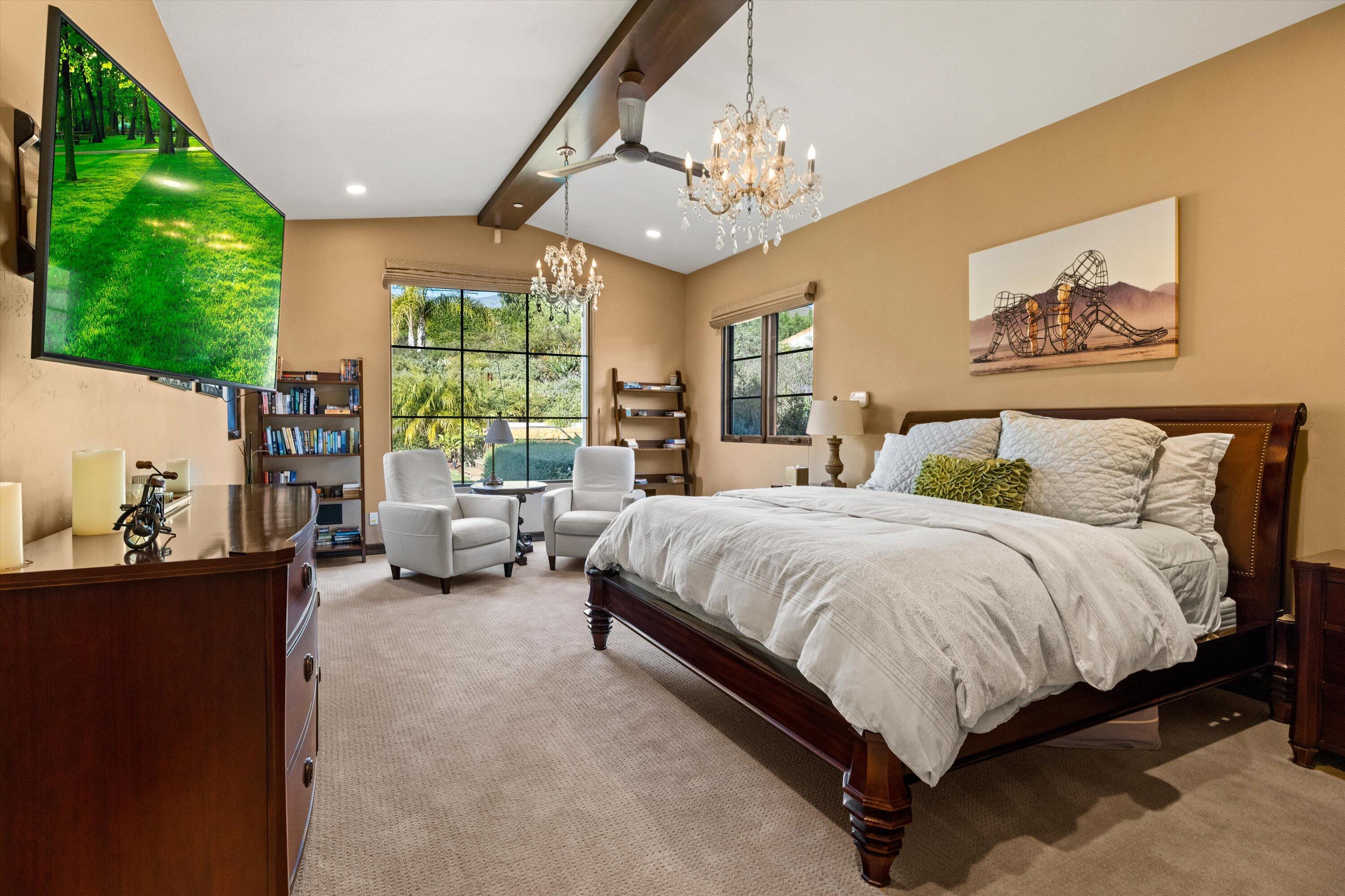 Santa Barbara, California 93105, United States, 4 Bedrooms Bedrooms, ,4 BathroomsBathrooms,Residential,Pending,21861