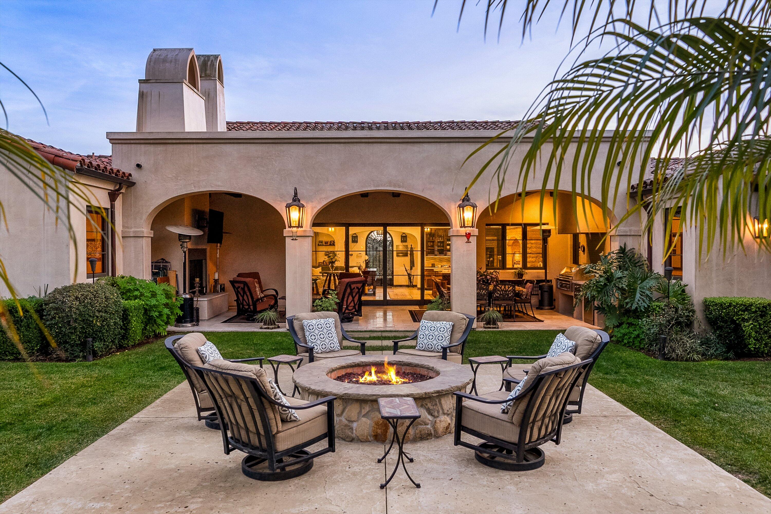 Santa Barbara, California 93105, United States, 4 Bedrooms Bedrooms, ,4 BathroomsBathrooms,Residential,Pending,21861