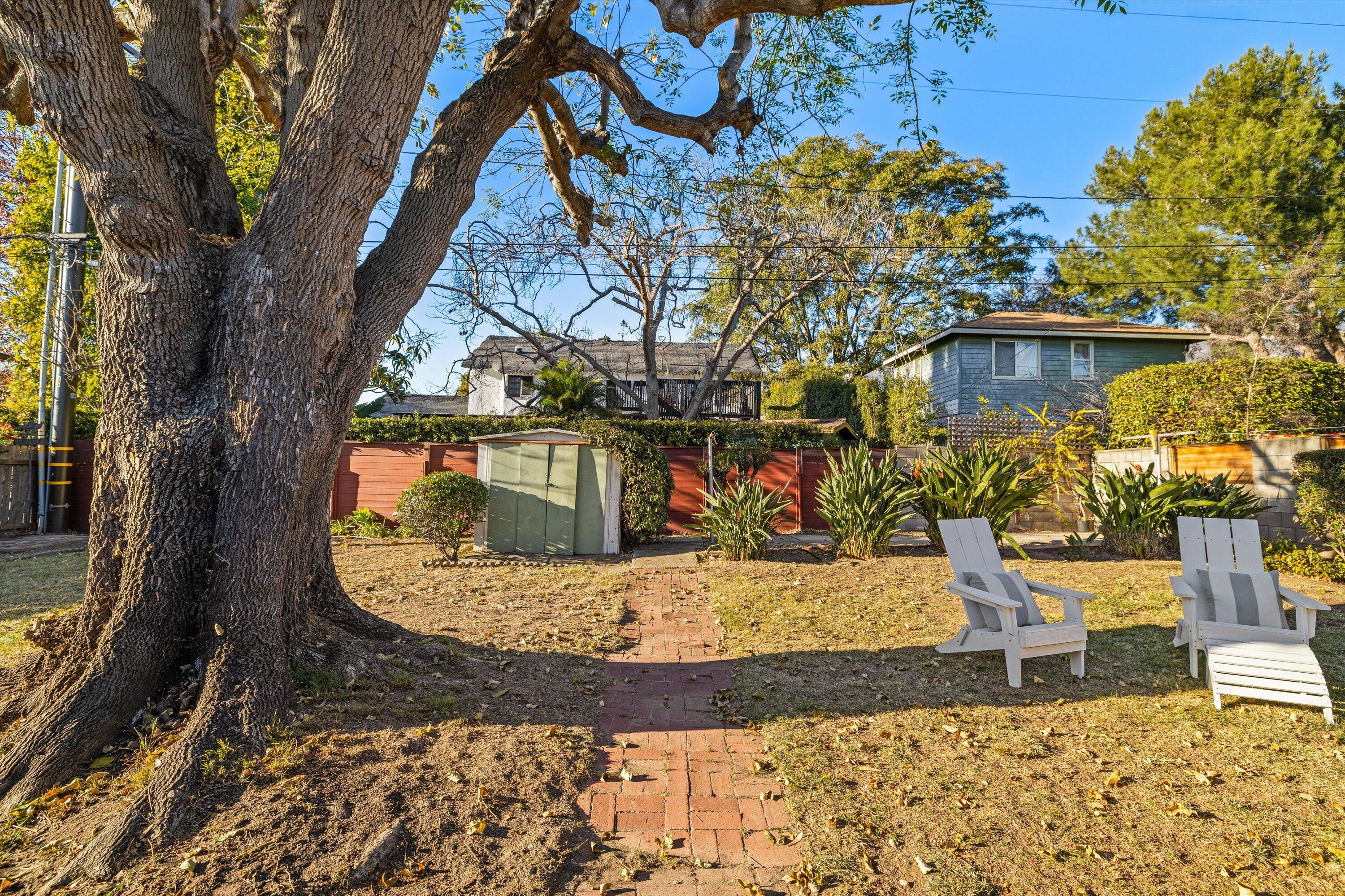 Santa Barbara, California 93105, United States, 3 Bedrooms Bedrooms, ,1 BathroomBathrooms,Residential,Pending,13557