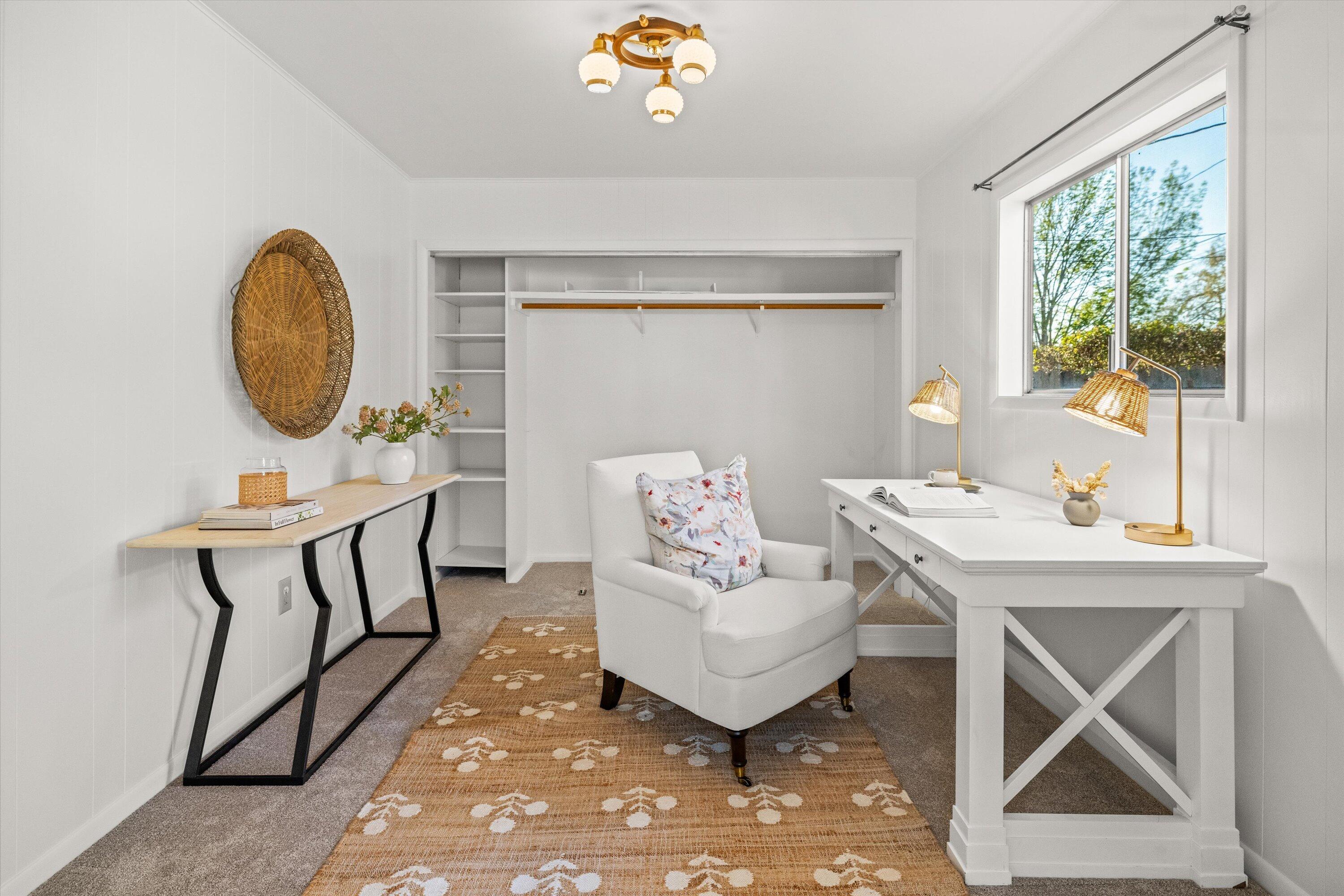 Santa Barbara, California 93105, United States, 3 Bedrooms Bedrooms, ,1 BathroomBathrooms,Residential,Pending,13557