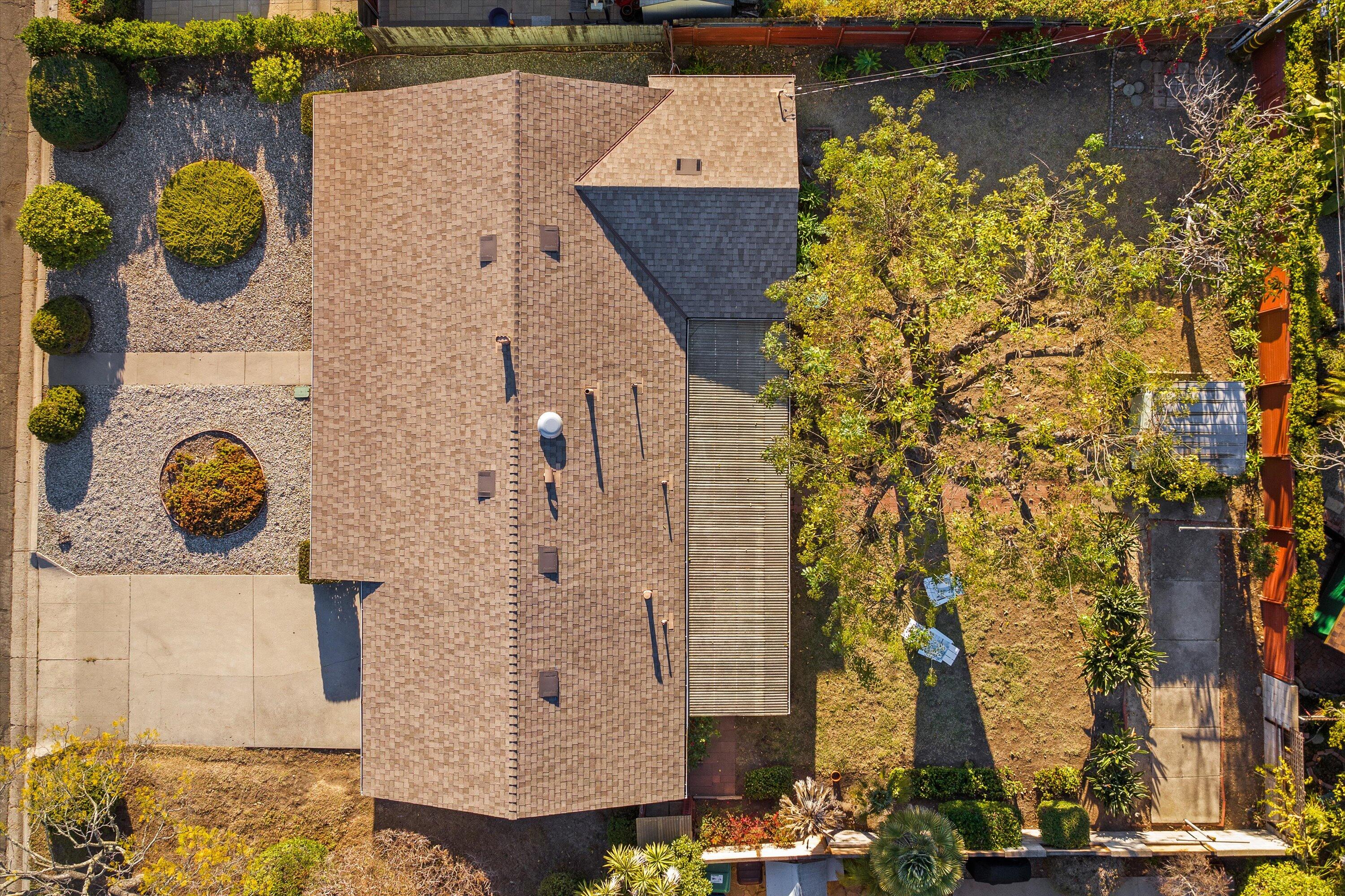 Santa Barbara, California 93105, United States, 3 Bedrooms Bedrooms, ,1 BathroomBathrooms,Residential,Pending,13557