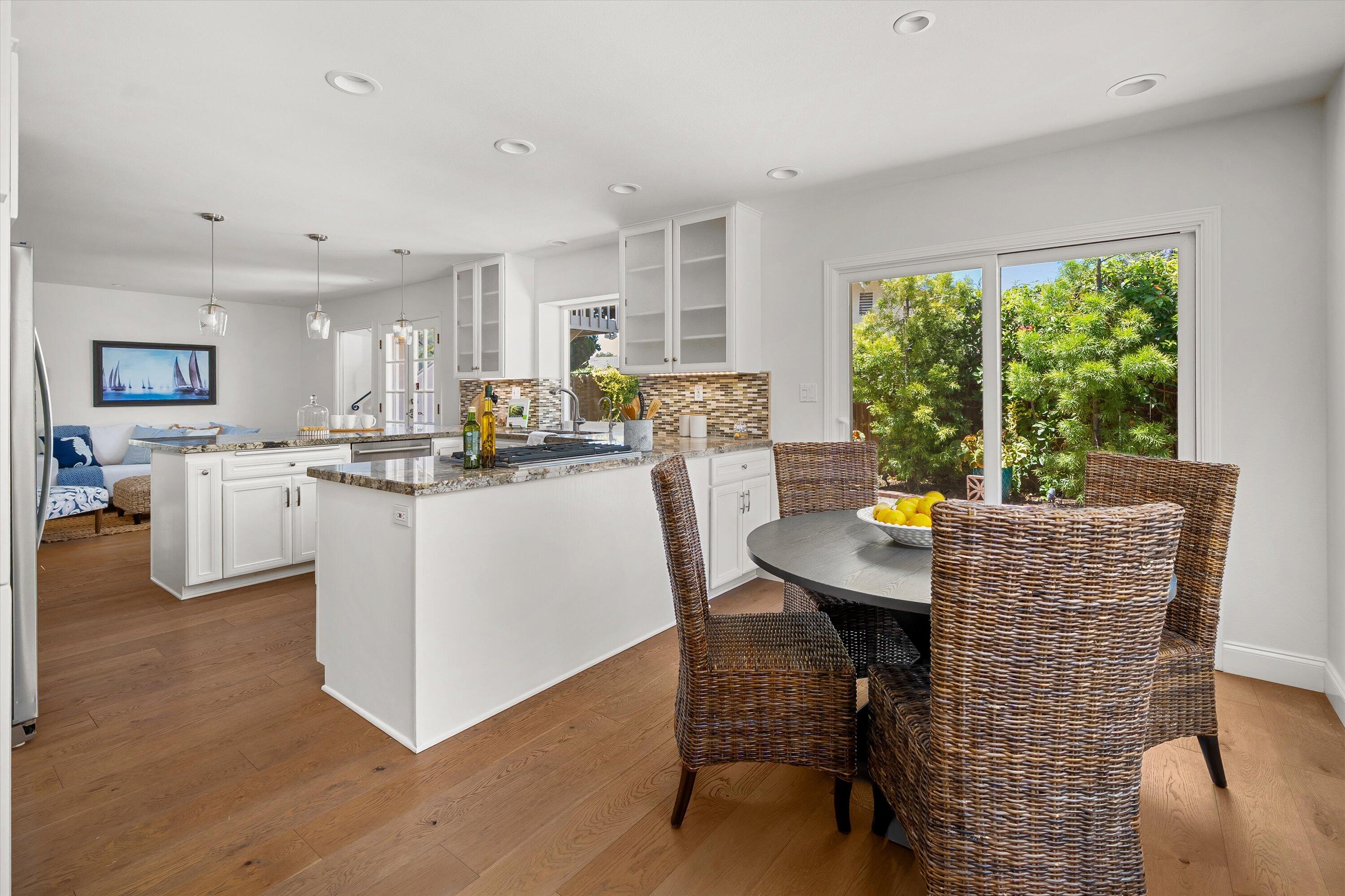 Santa Barbara, California 93111, United States, 4 Bedrooms Bedrooms, ,3 BathroomsBathrooms,Residential,Active,165592