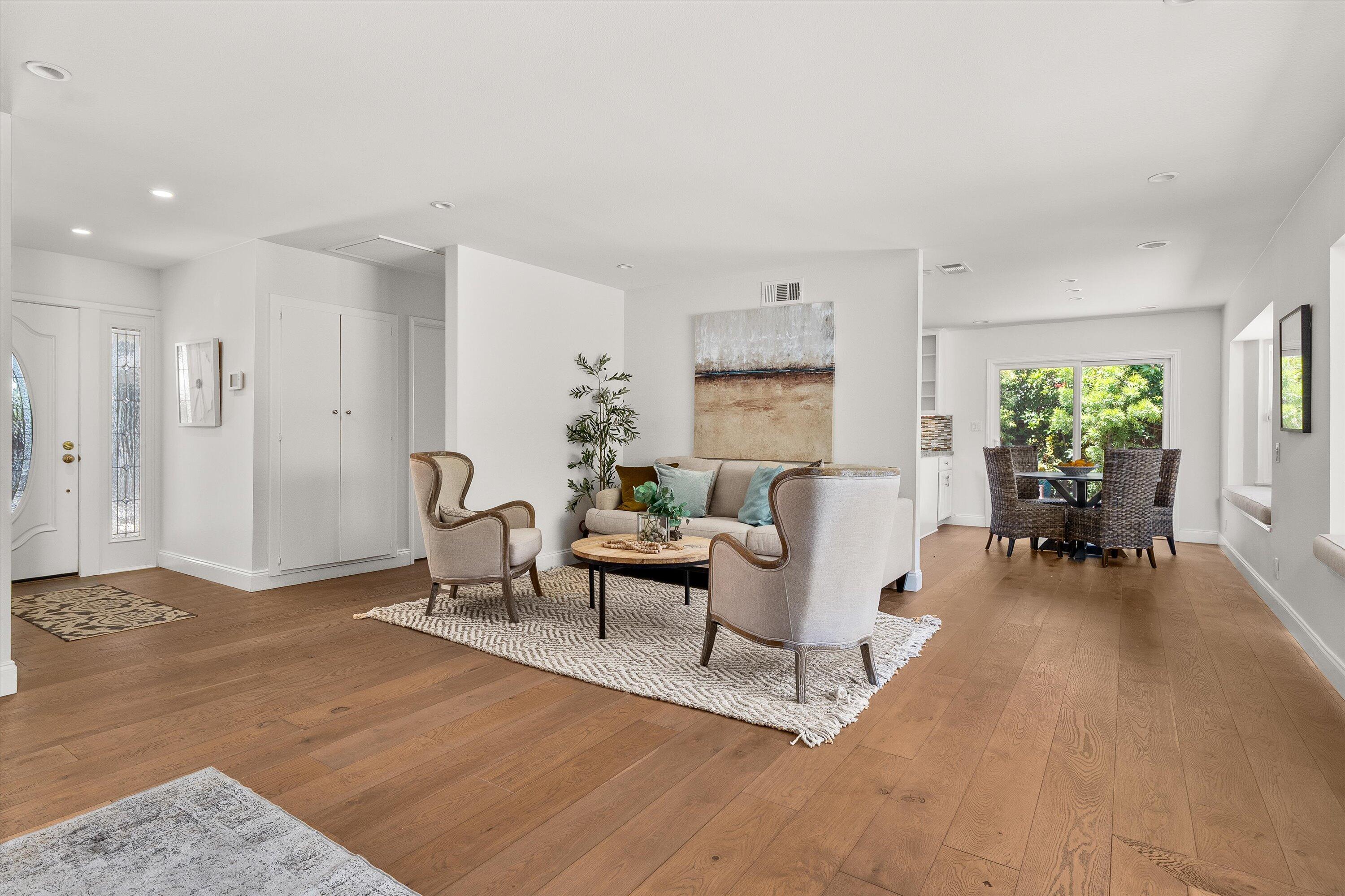 Santa Barbara, California 93111, United States, 4 Bedrooms Bedrooms, ,3 BathroomsBathrooms,Residential,Active,165592