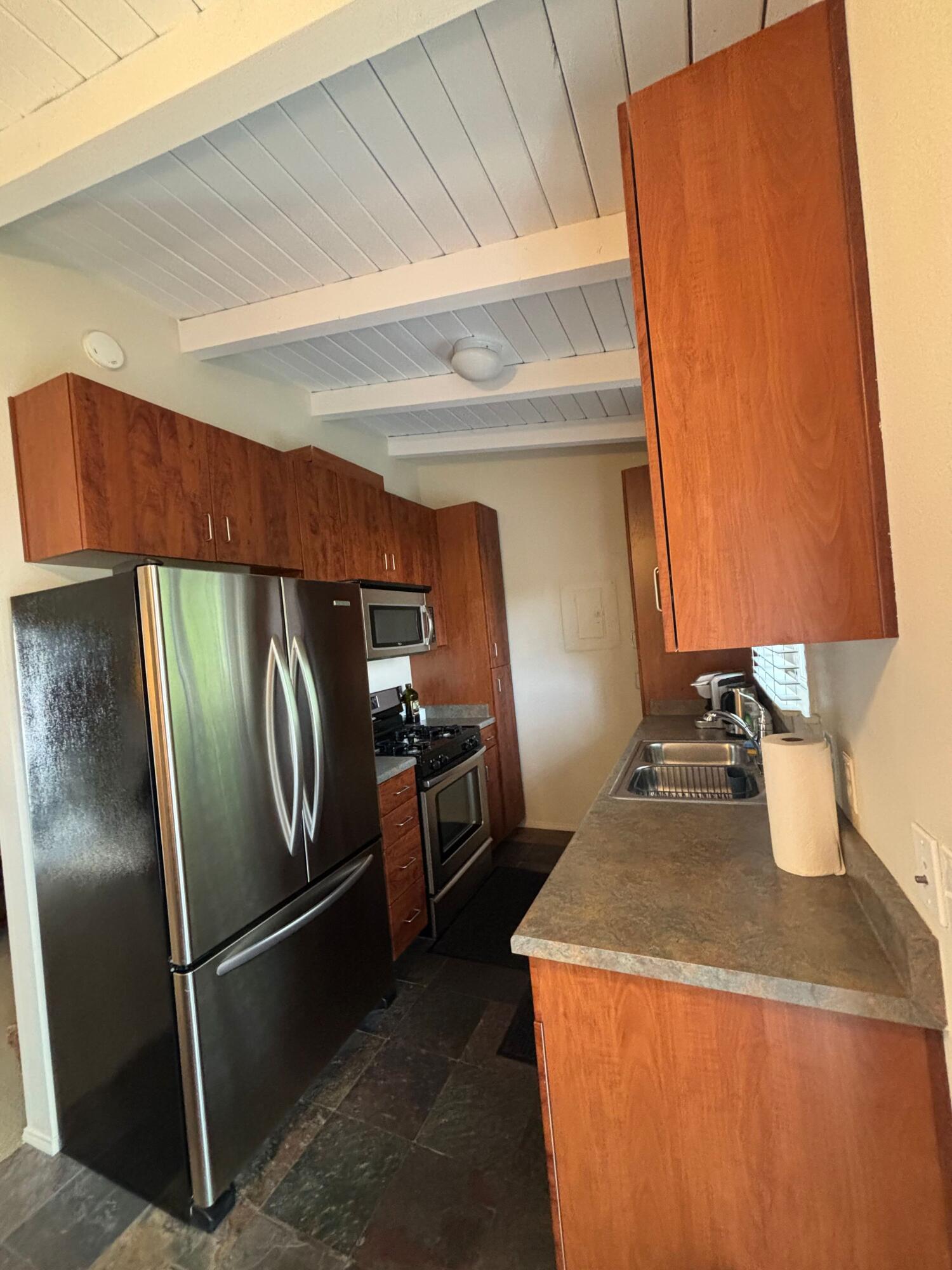 Santa Barbara, California 93105, United States, ,3 BathroomsBathrooms,Commercial,Active,162409