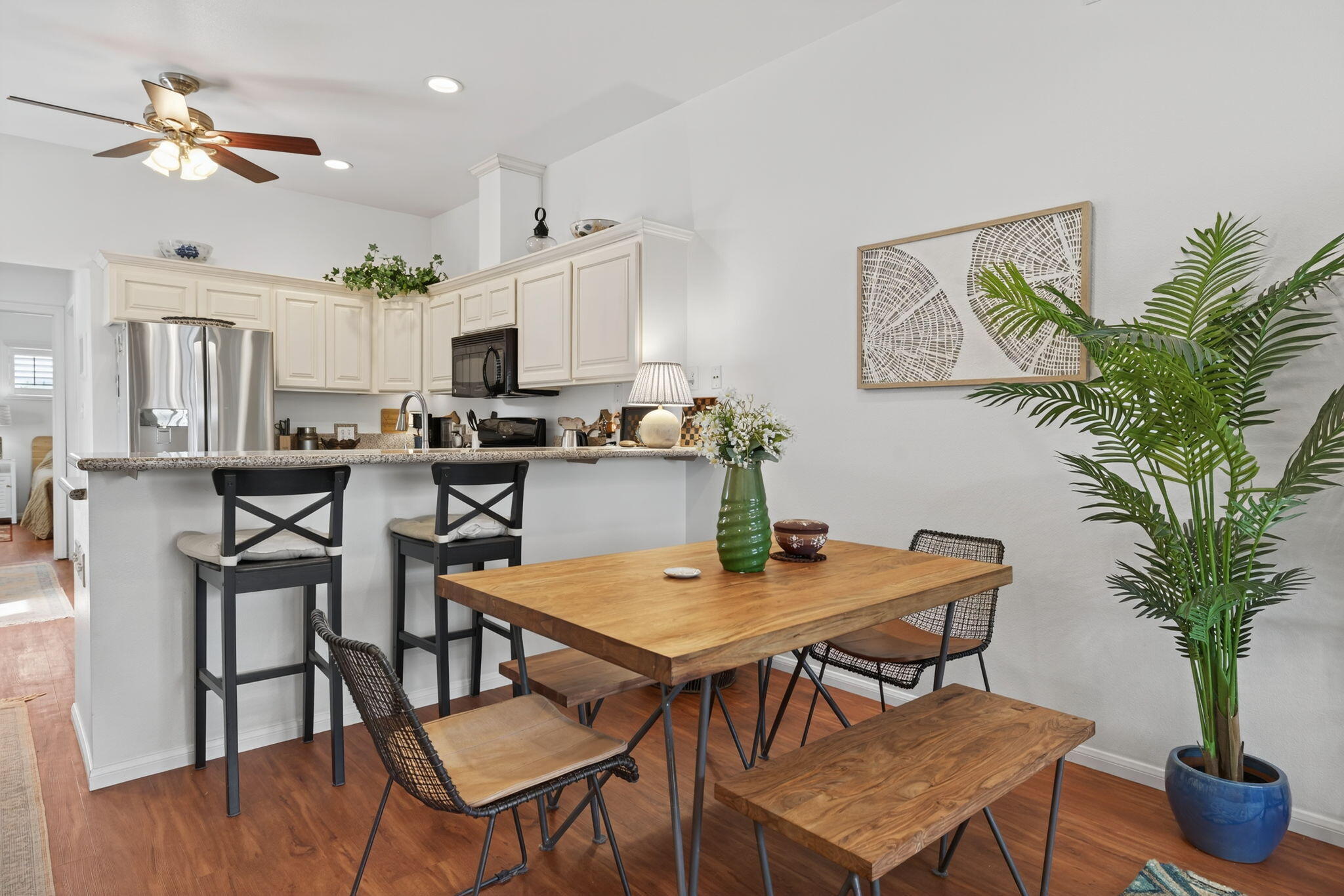 Ventura, California 93003, United States, ,Residential,Pending,186140