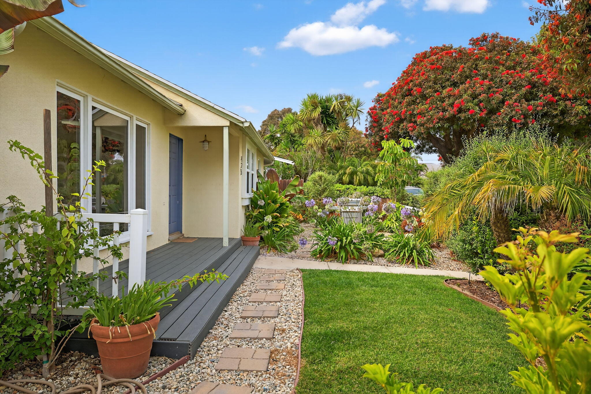 Ventura, California 93003, United States, ,Residential,Pending,186140