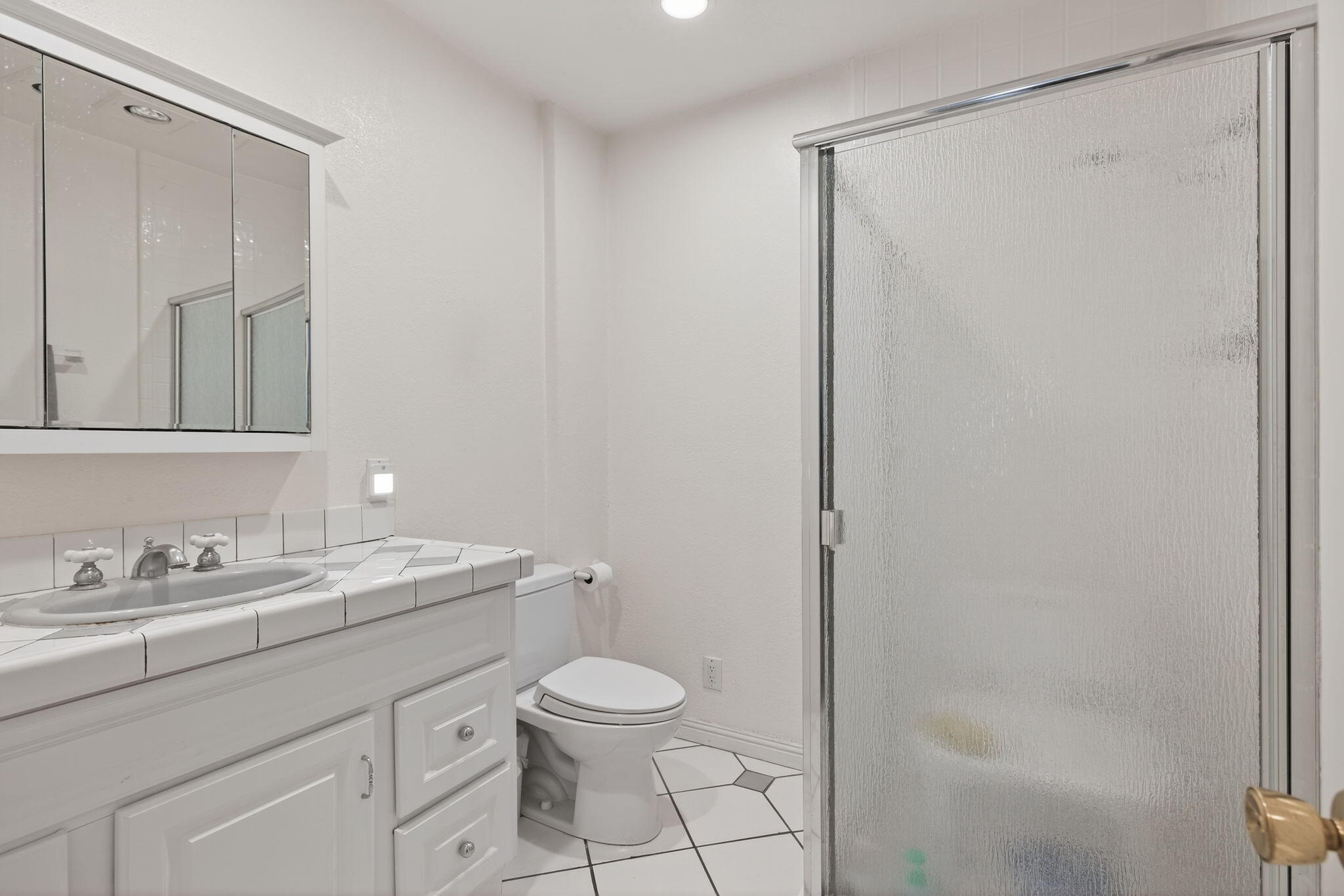 Ventura, California 93003, United States, ,Residential,Pending,186140