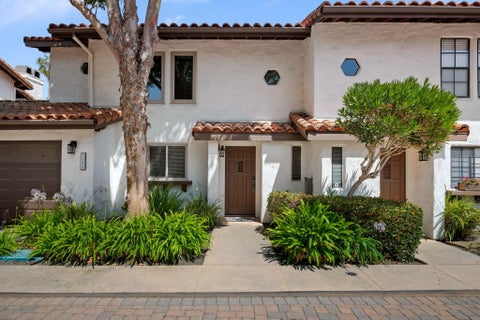 Photo of 2086 Cliff Drive, SANTA BARBARA, CA 93109 (MLS # 26-3147)