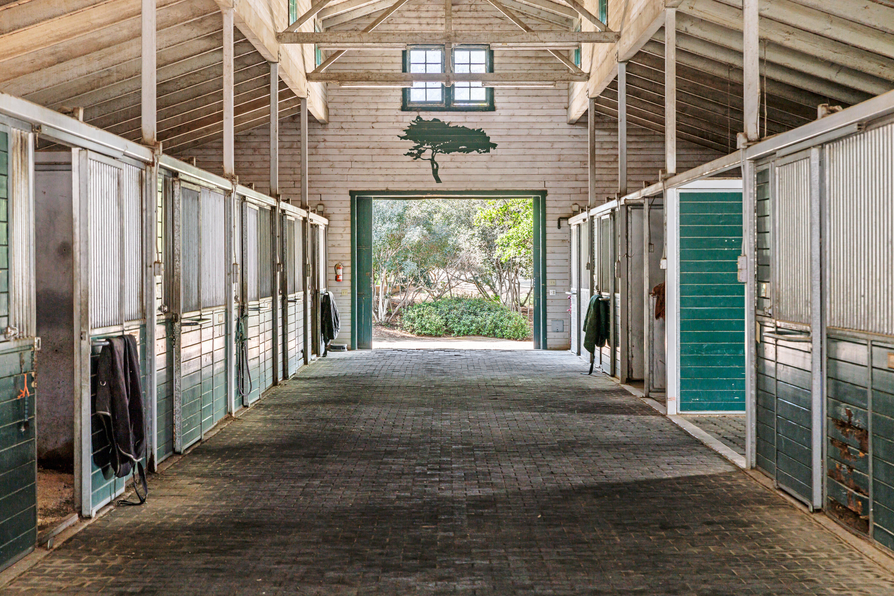 Los Olivos, California 93460, United States, 3 Bedrooms Bedrooms, ,5 BathroomsBathrooms,Residential,Active,237368