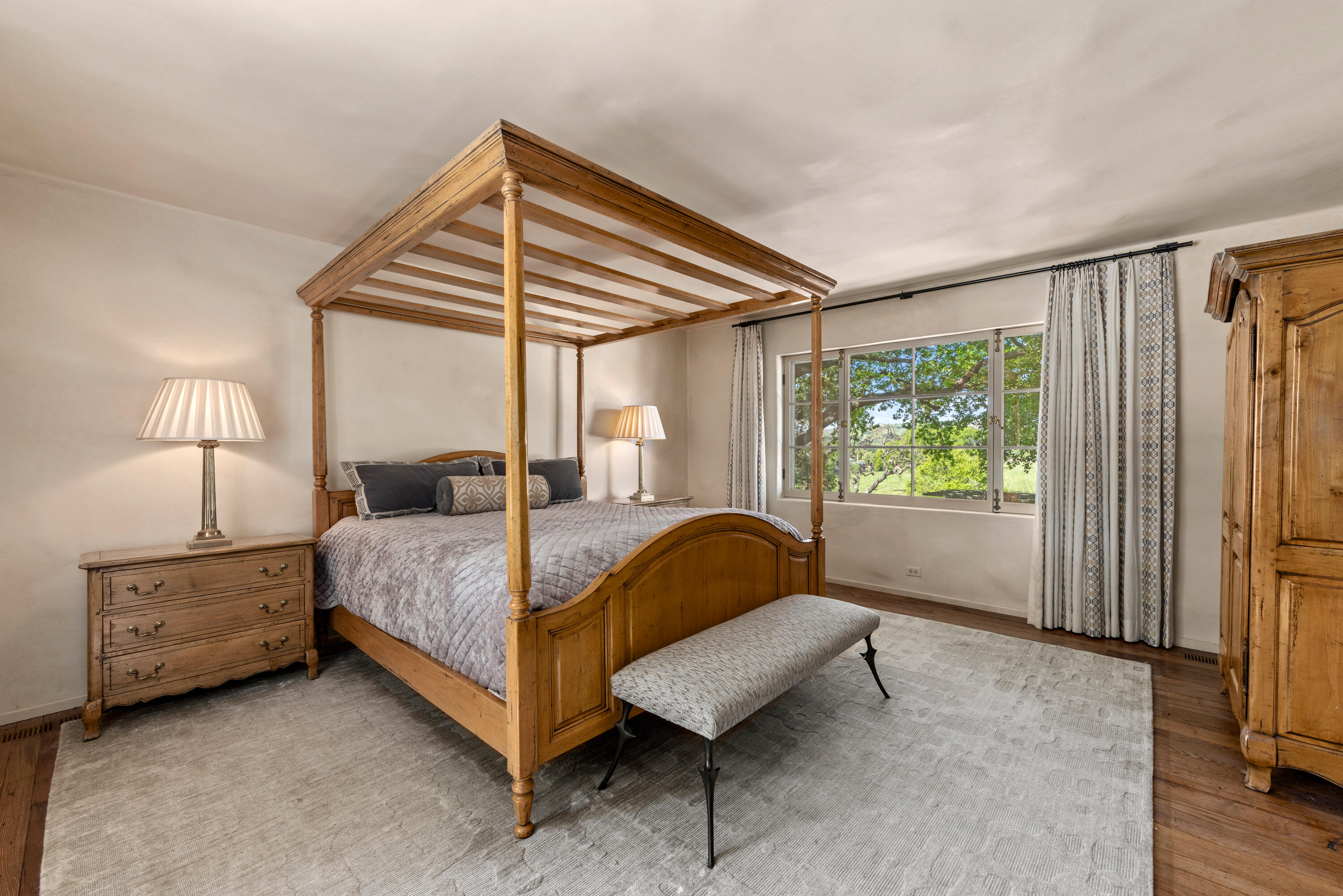 Los Olivos, California 93460, United States, 3 Bedrooms Bedrooms, ,5 BathroomsBathrooms,Residential,Active,237368