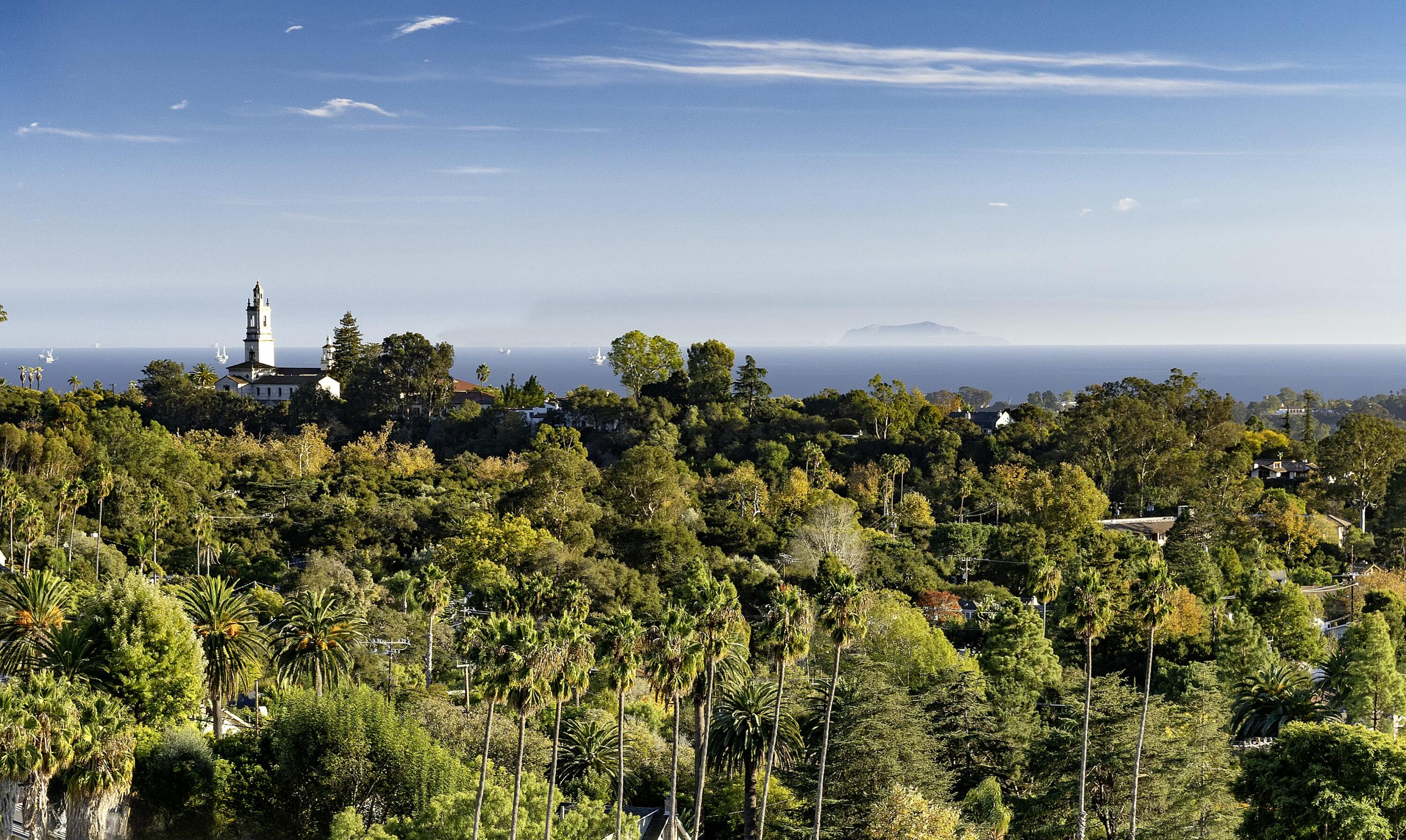 Santa Barbara, California 93105, United States, 4 Bedrooms Bedrooms, ,3 BathroomsBathrooms,Residential,Active,183045