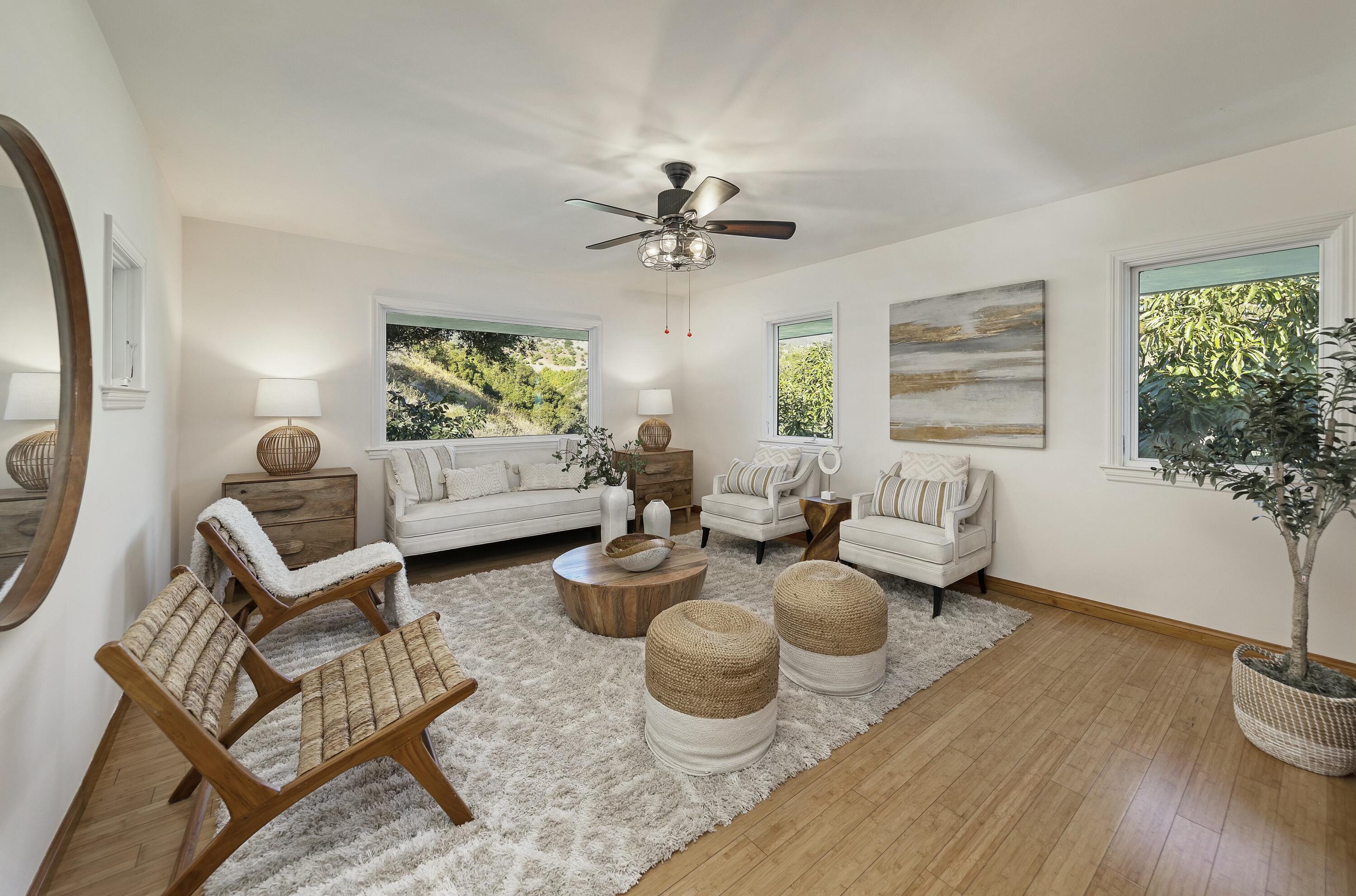 Santa Barbara, California 93105, United States, 4 Bedrooms Bedrooms, ,3 BathroomsBathrooms,Residential,Active,183045