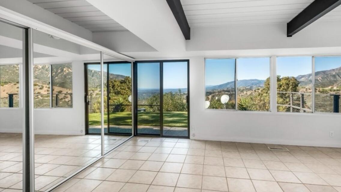 Santa Barbara, California 93105, United States, 6 Bedrooms Bedrooms, ,5 BathroomsBathrooms,Residential,Active,579