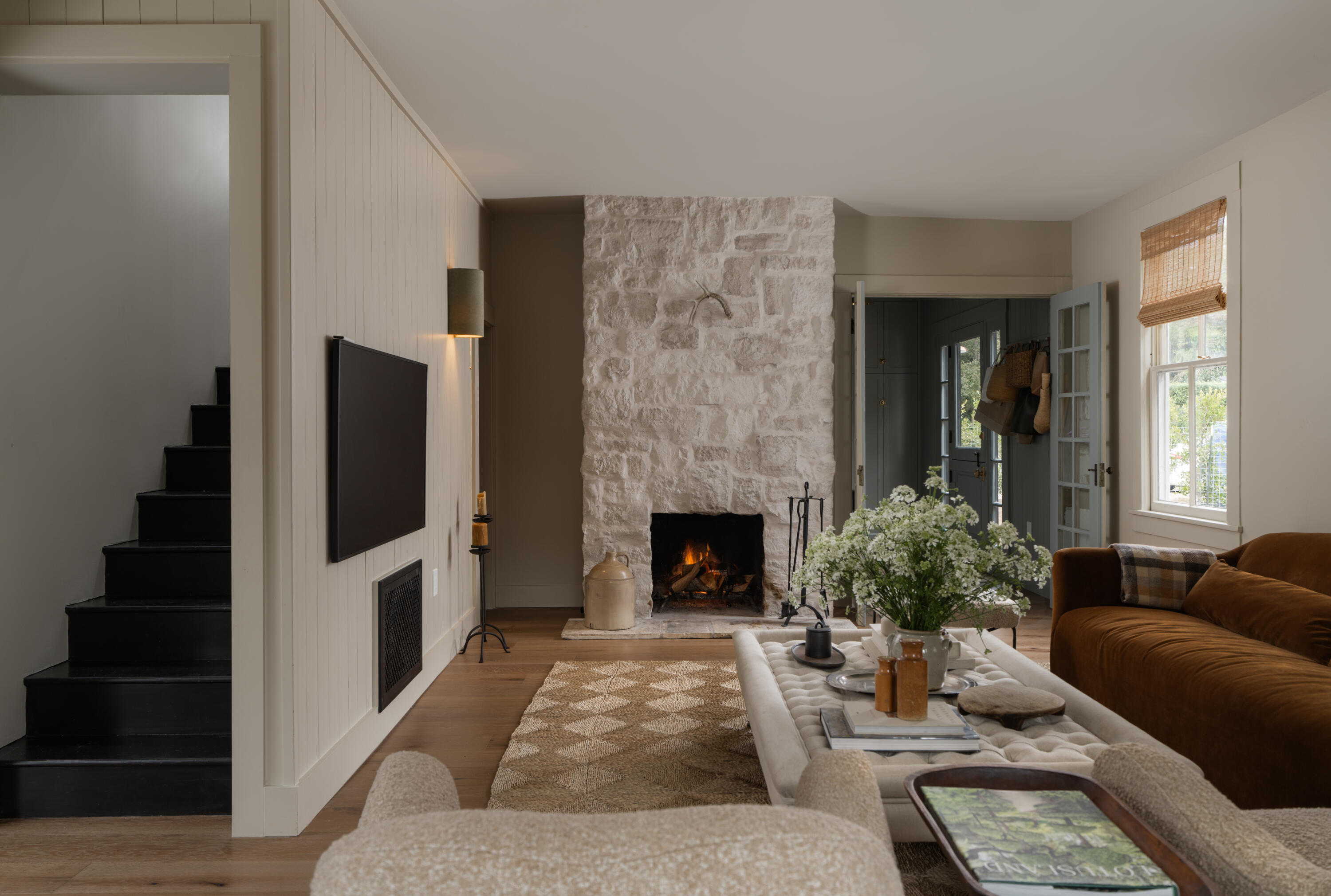 Montecito, California 93108, United States, 3 Bedrooms Bedrooms, ,3 BathroomsBathrooms,Residential,Active,117940