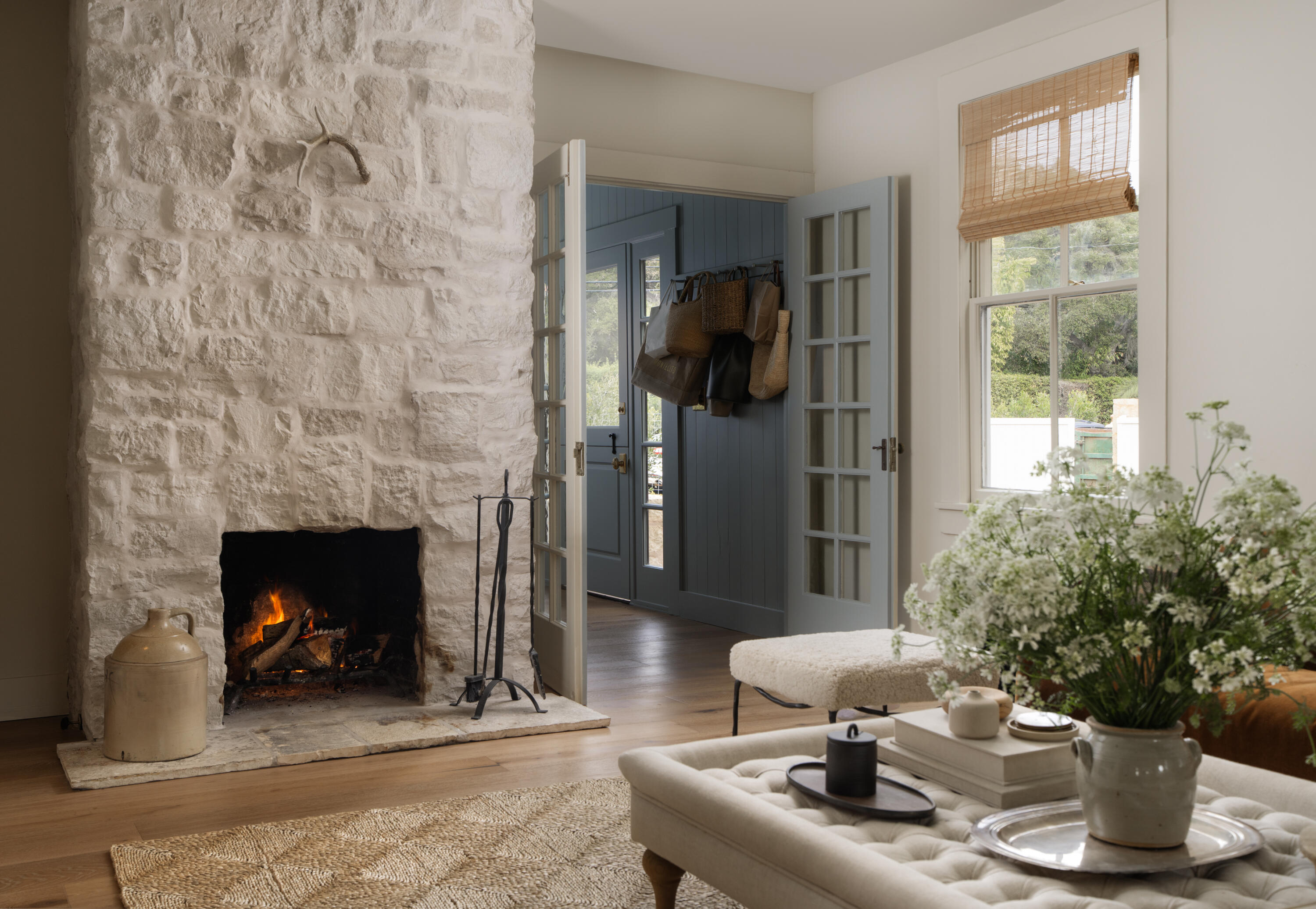 Montecito, California 93108, United States, 3 Bedrooms Bedrooms, ,3 BathroomsBathrooms,Residential,Active,117940